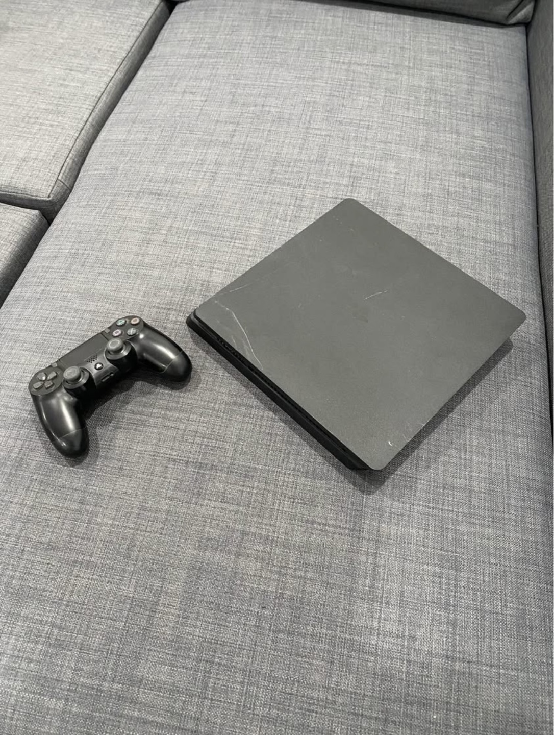 PlayStation 4 Slim Console with 5 Games and Controller - photo 2