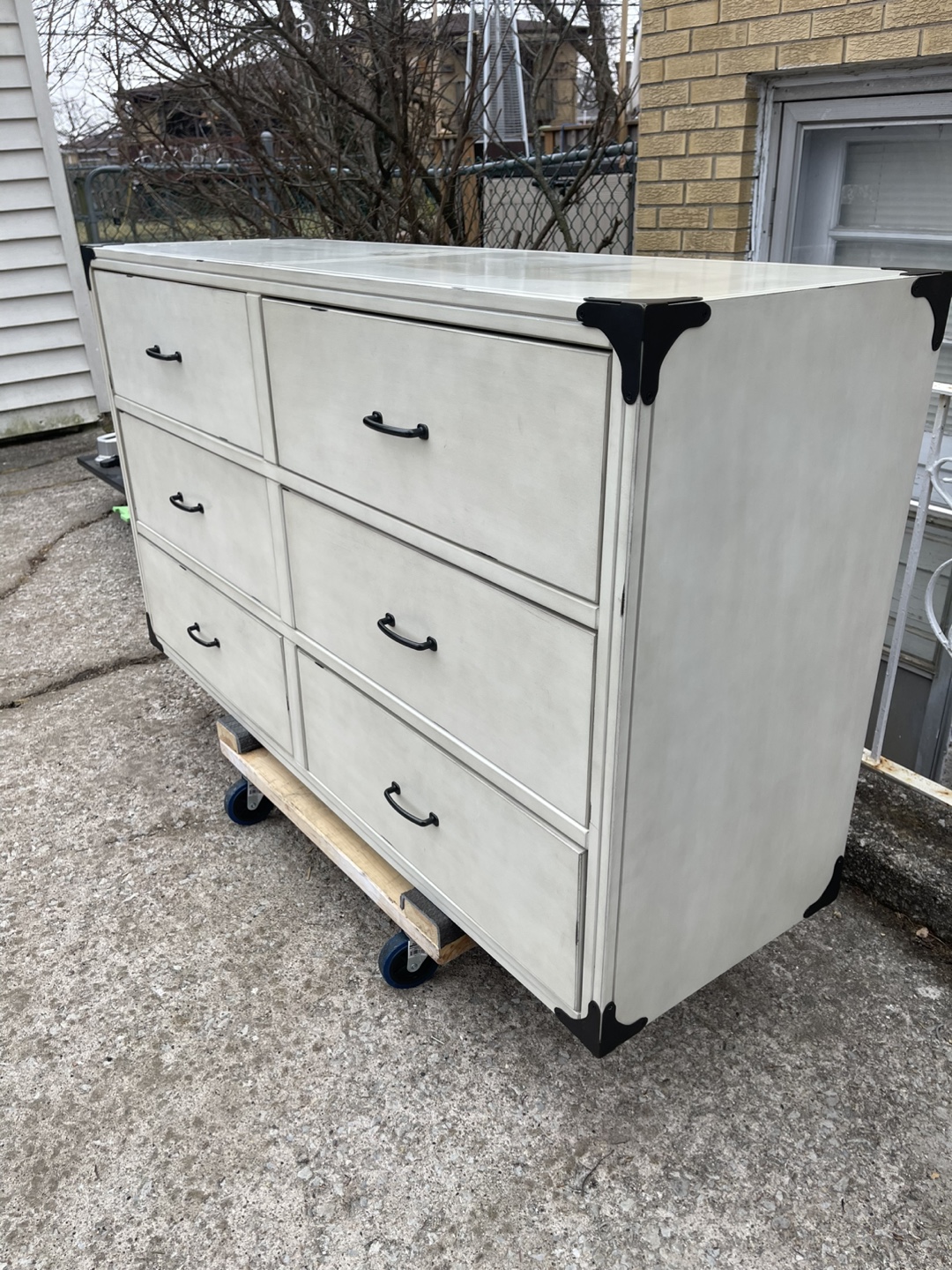 White Dresser - photo 4