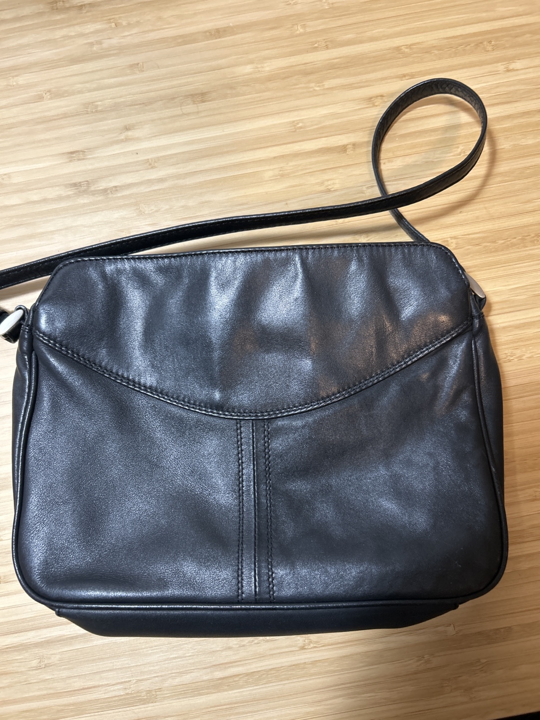Black Leather Crossbody Bag # freecycle - photo 2