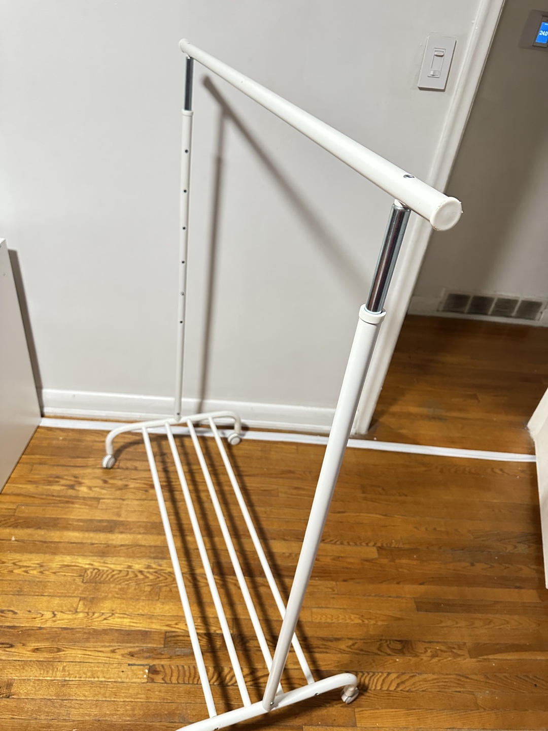 IKEA RIGGA Clothes Rack - White - photo 4