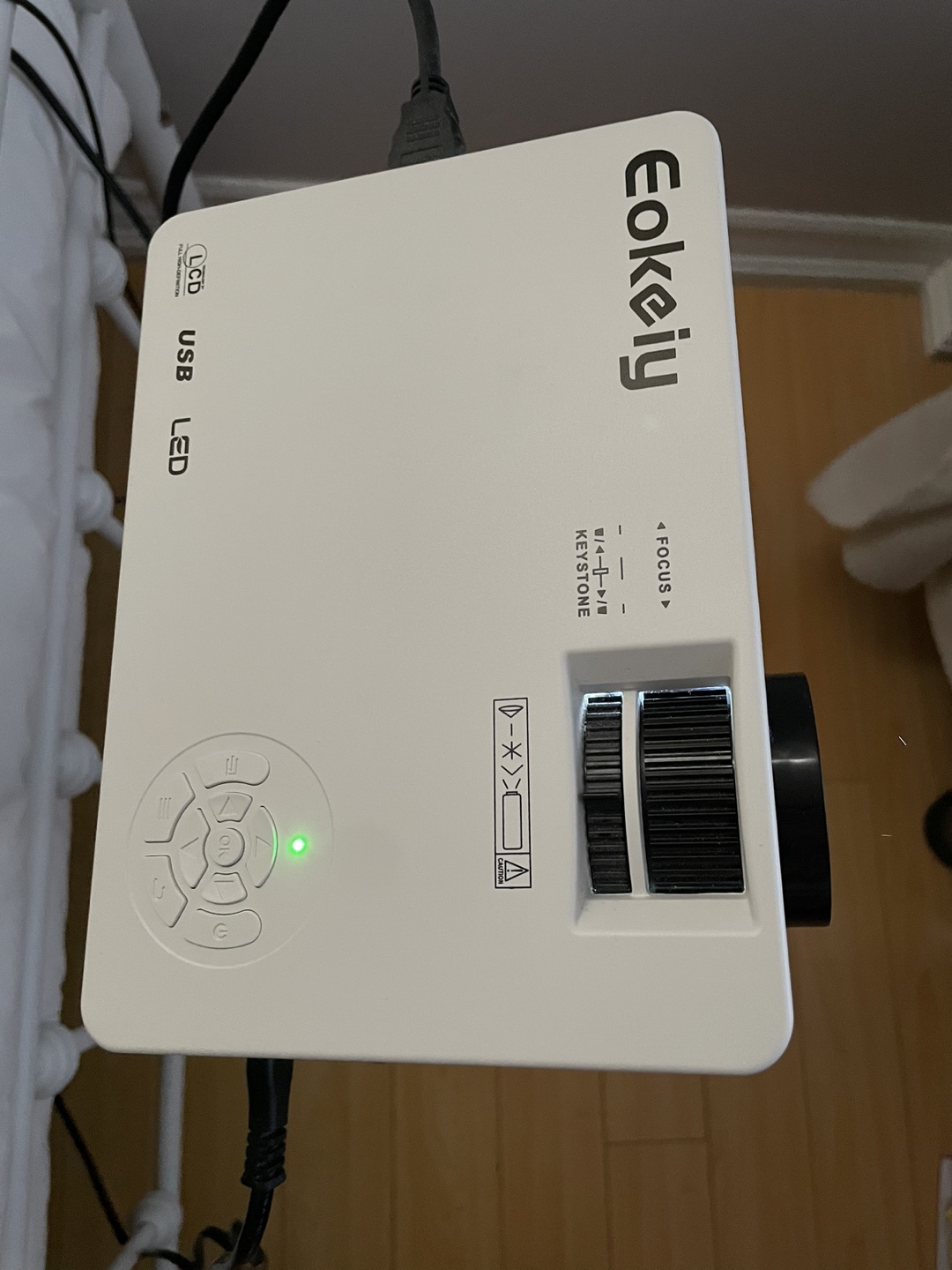 1080p projector + 4k streaming device (w/HDMI cable) - photo 3