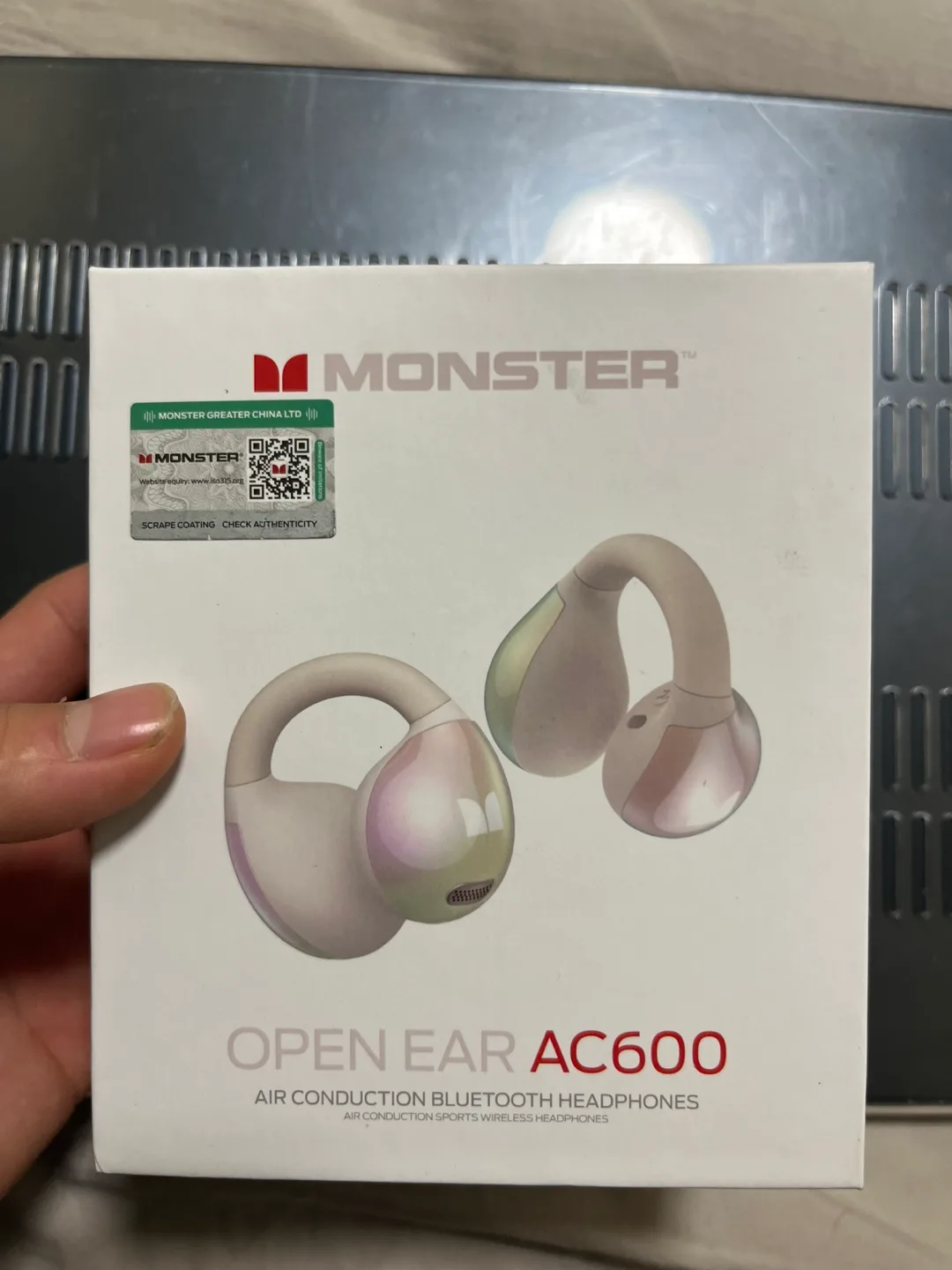 Monster Open Ear AC600 Air Conduction Bluetooth Headphones thumbnail