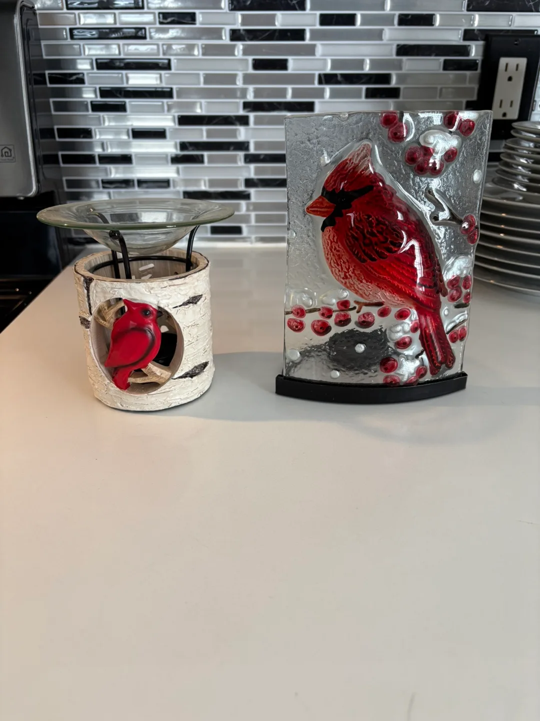 Cardinal Tea Light & Oil Warmer thumbnail