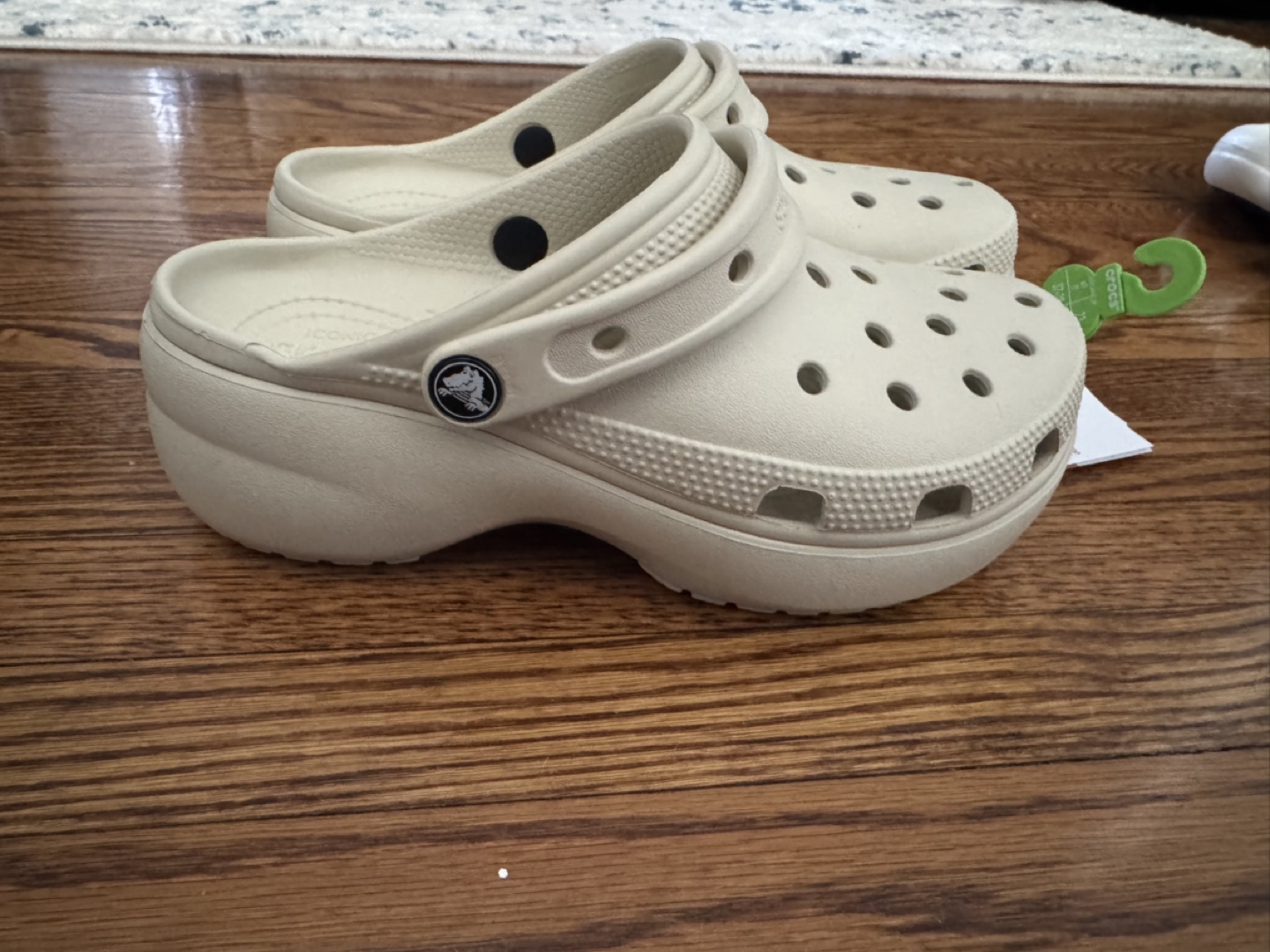 Women's Crocs Classic Platform Clog - Size 7-8 - photo 2