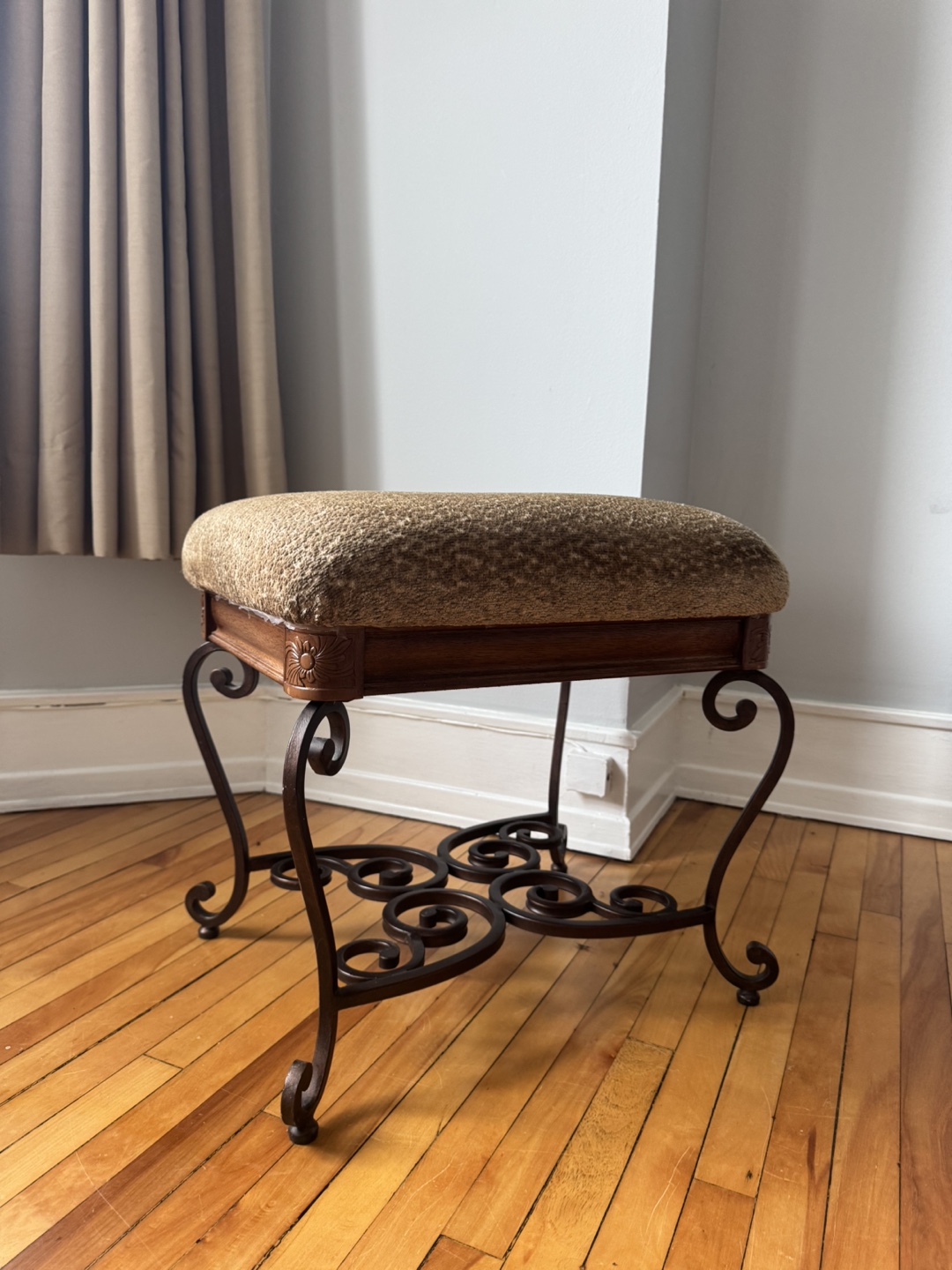 Elegant Vanity Stool with Ornate Metal Legs
