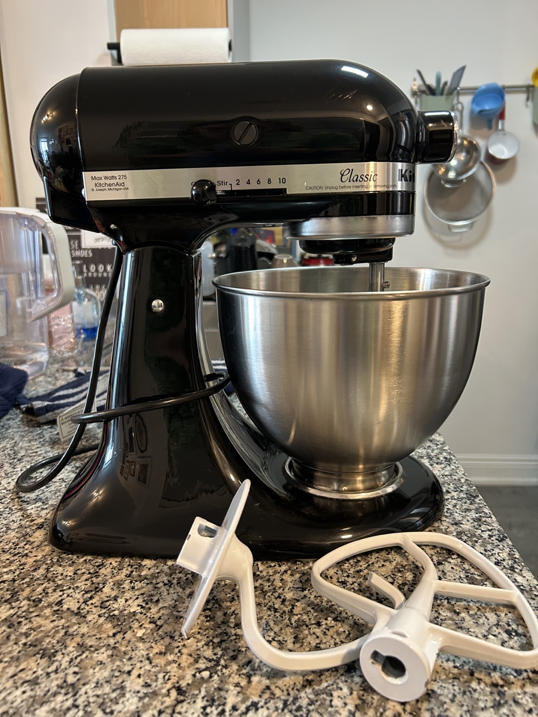 KitchenAid Classic 4.5-Quart Tilt-Head Stand Mixer - Black - photo 2