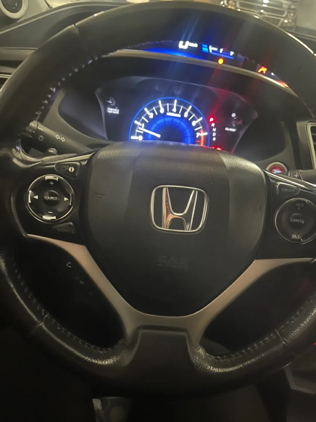 2015 Honda Civic Coupe - White image indicator(4)