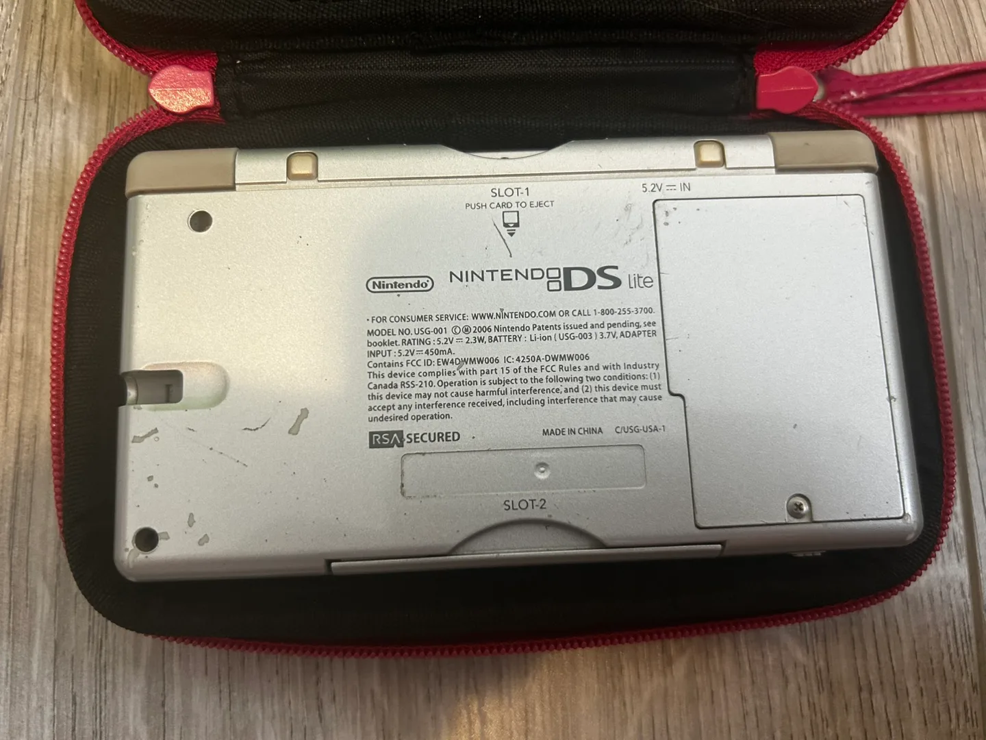 Nintendo DS Lite Silver with Games and Accessories image indicator(3)