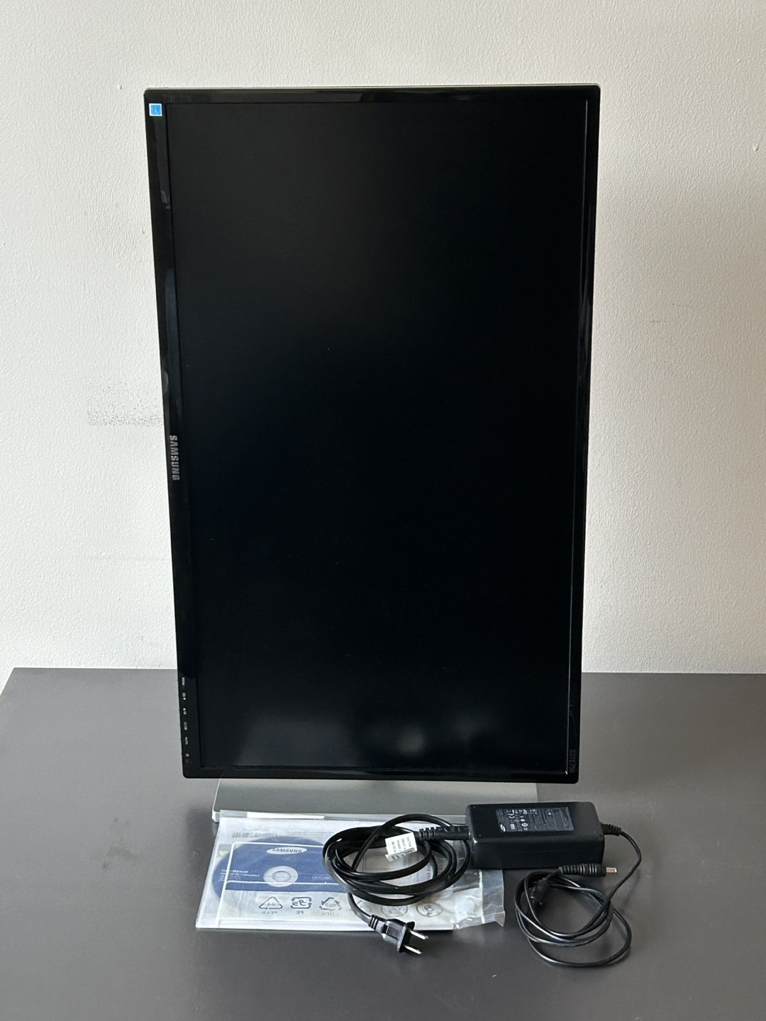 [Move-Out Sale] Samsung 27 inch monitor - photo 4