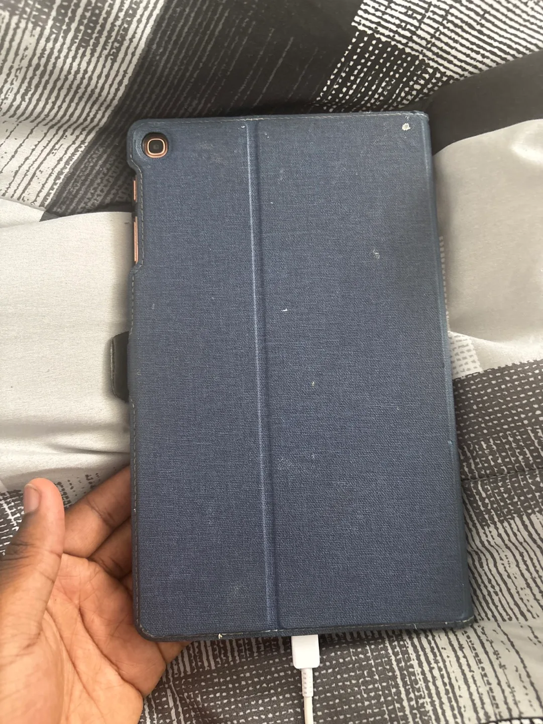 Samsung Galaxy Tab A 10.1—Used image indicator(3)