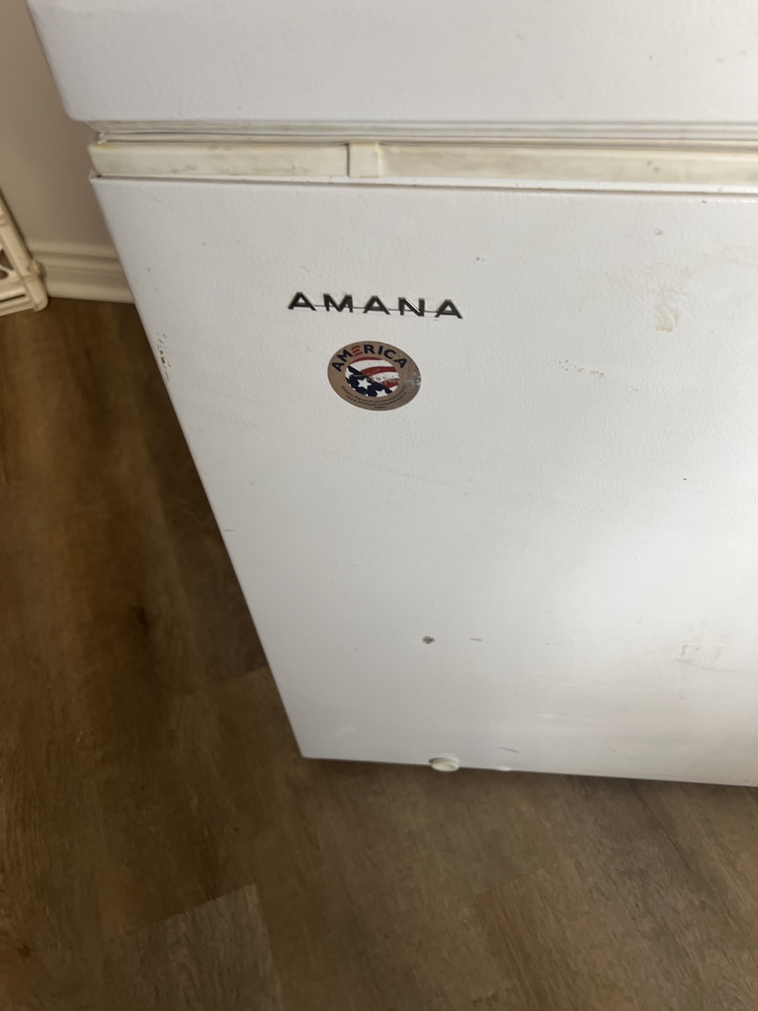 Amana Chest Freezer - photo 2