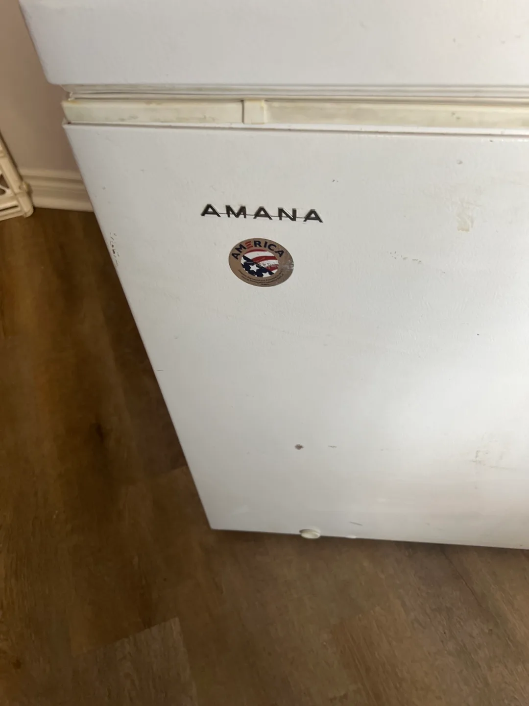 Amana Chest Freezer image indicator(2)
