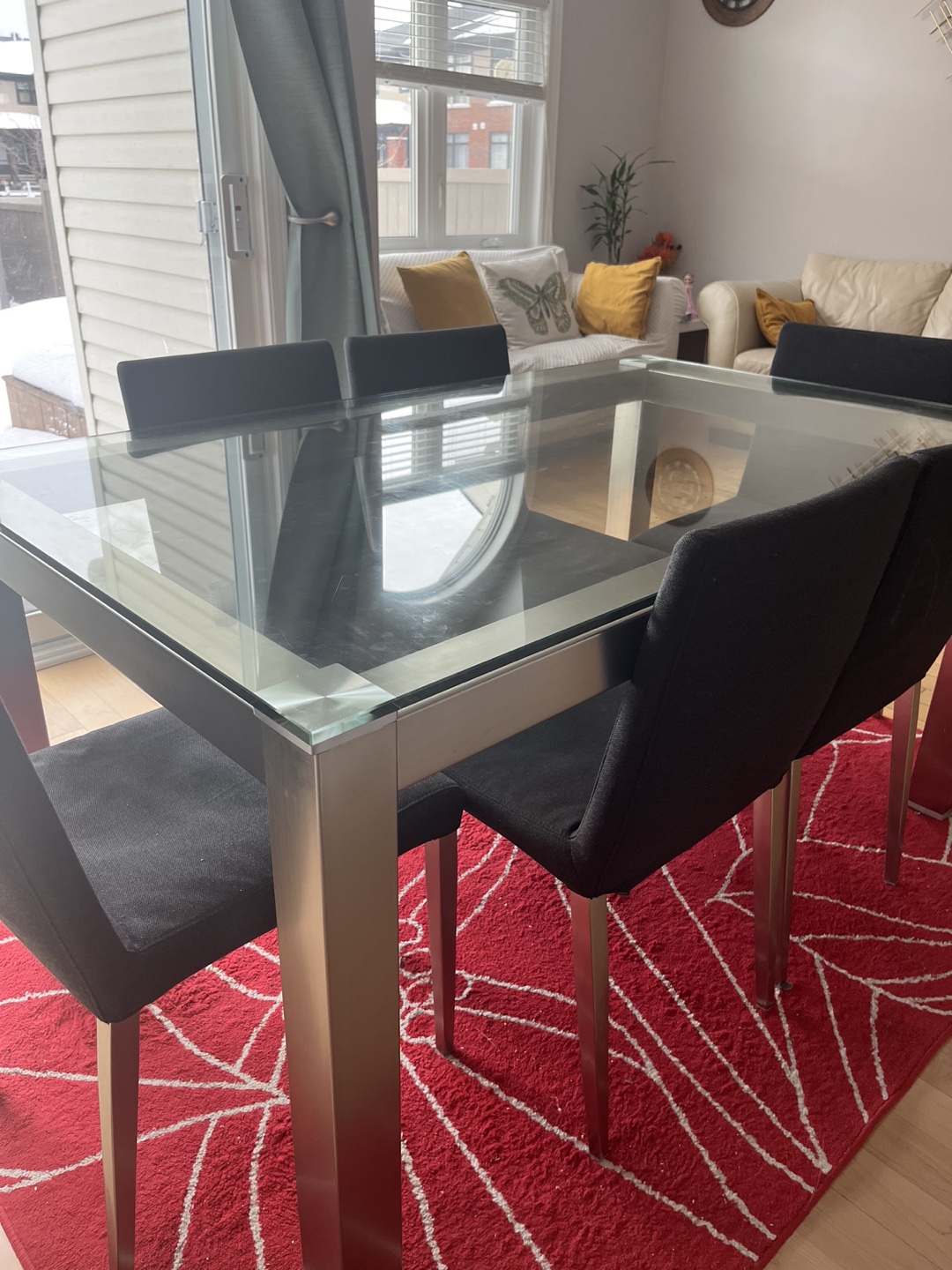 Glass top dining table with six chairs - photo 2