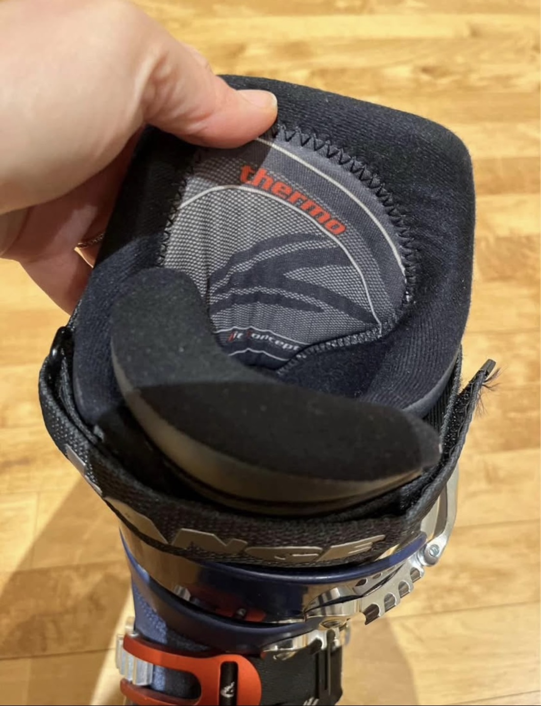 LANGE SKI BOOTS SFT PLUS - photo 5