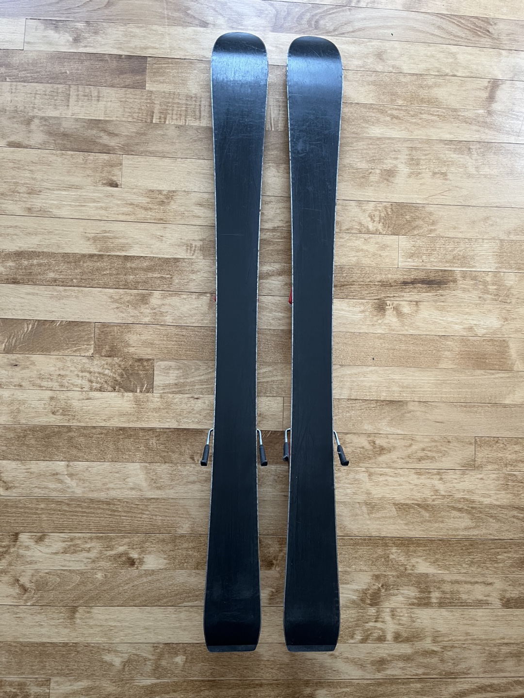 ATOMIC SKIS WITH SALOMON BINDINGS - photo 3