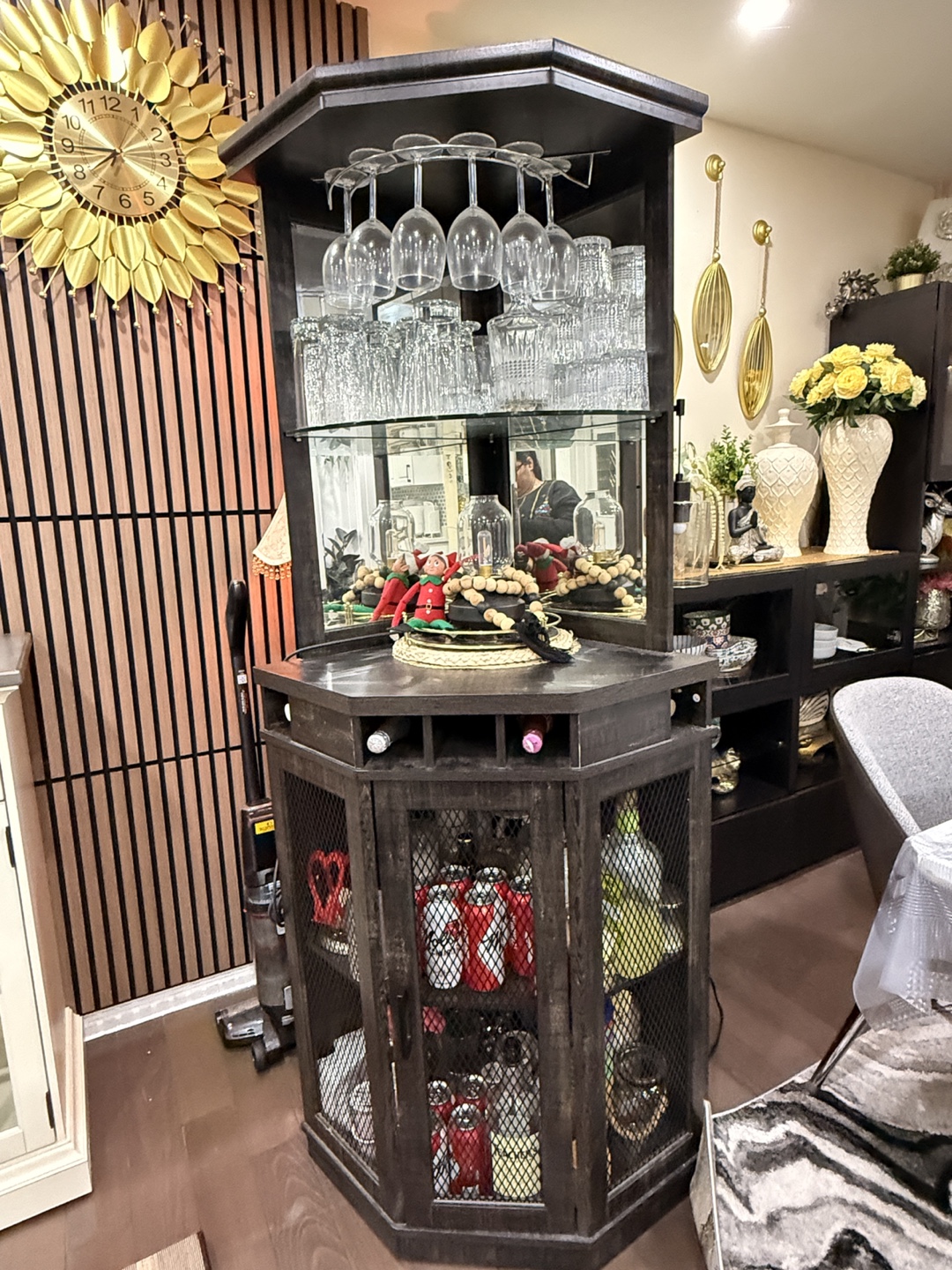 Corner Bar Unit
