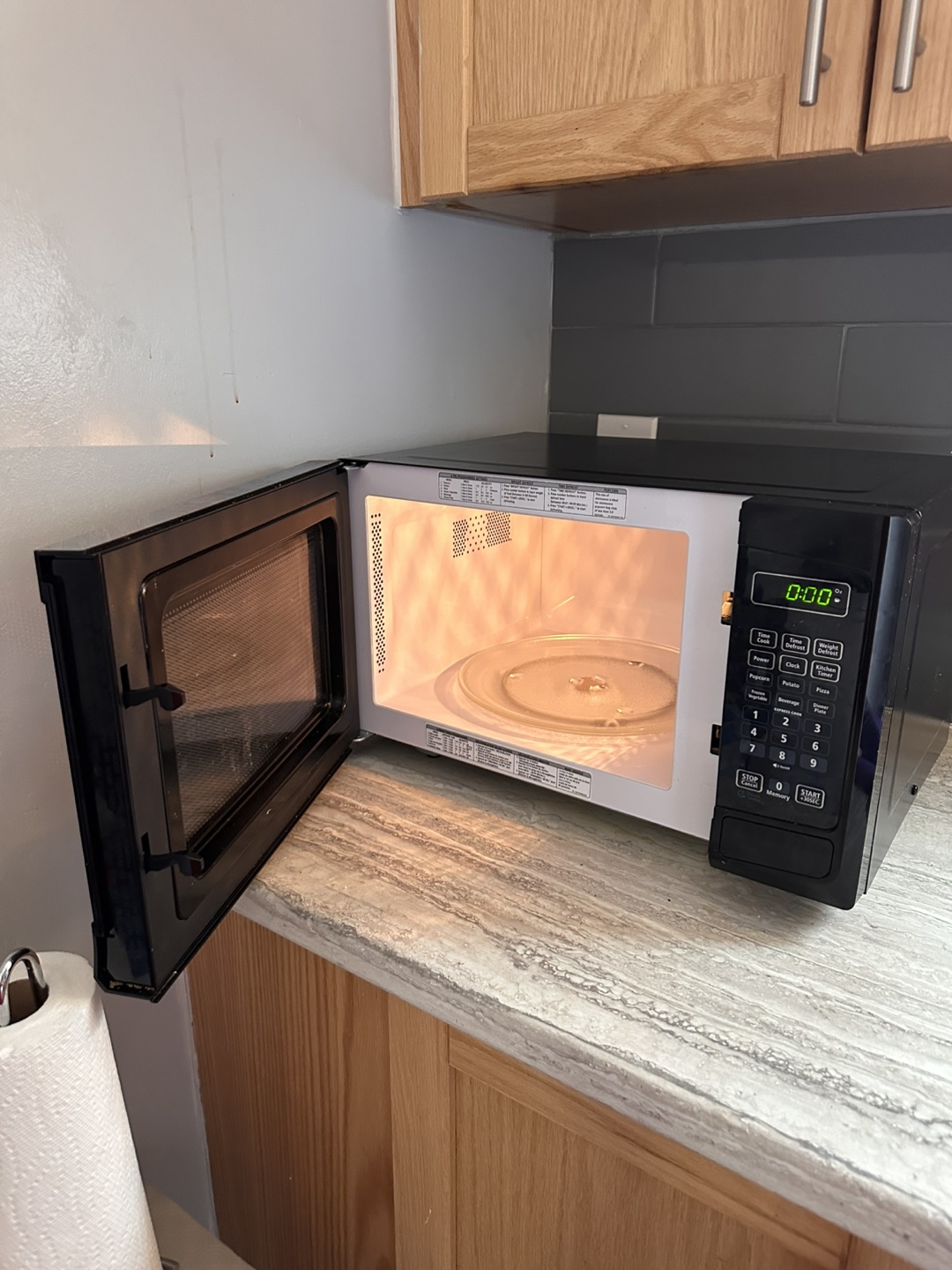 Insignia Microwave - photo 2