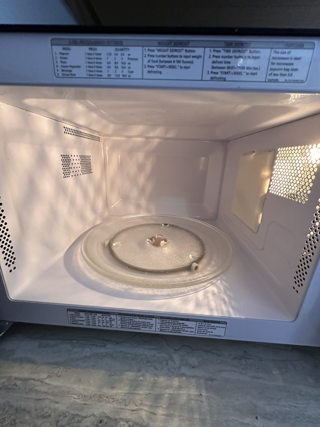 Insignia Microwave - photo 4