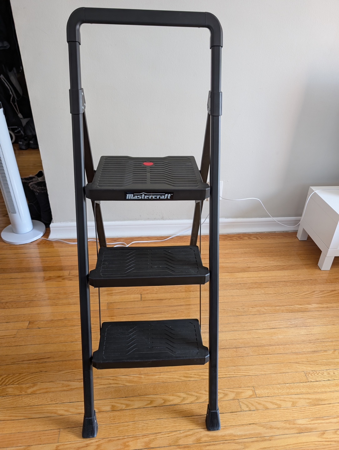 Mastercraft 3-Step Folding Ladder - photo 2