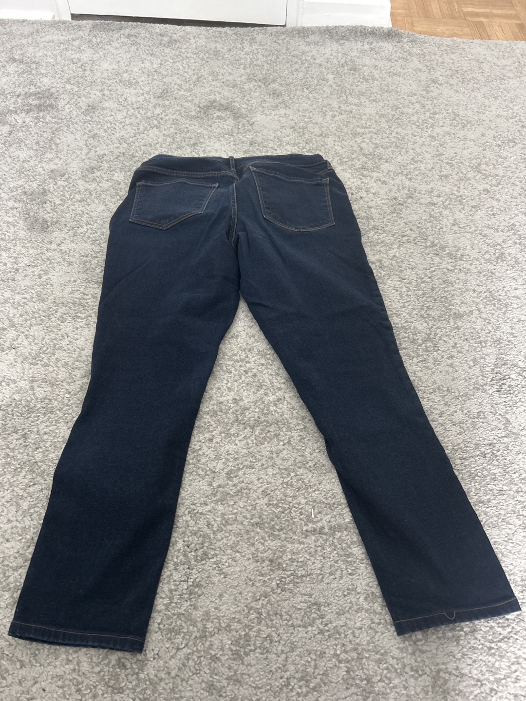 Old Navy Rockstar Super Skinny Jeans - Size 12 Long #freecycle - photo 2