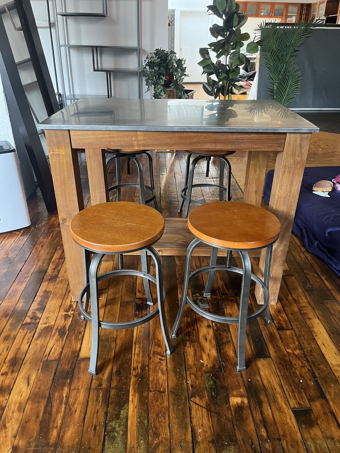 Metal Top Kitchen Island Table with Four Stools
