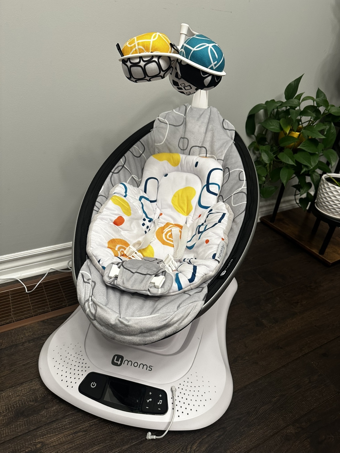 4moms MamaRoo 4 + Extra Infant Insert