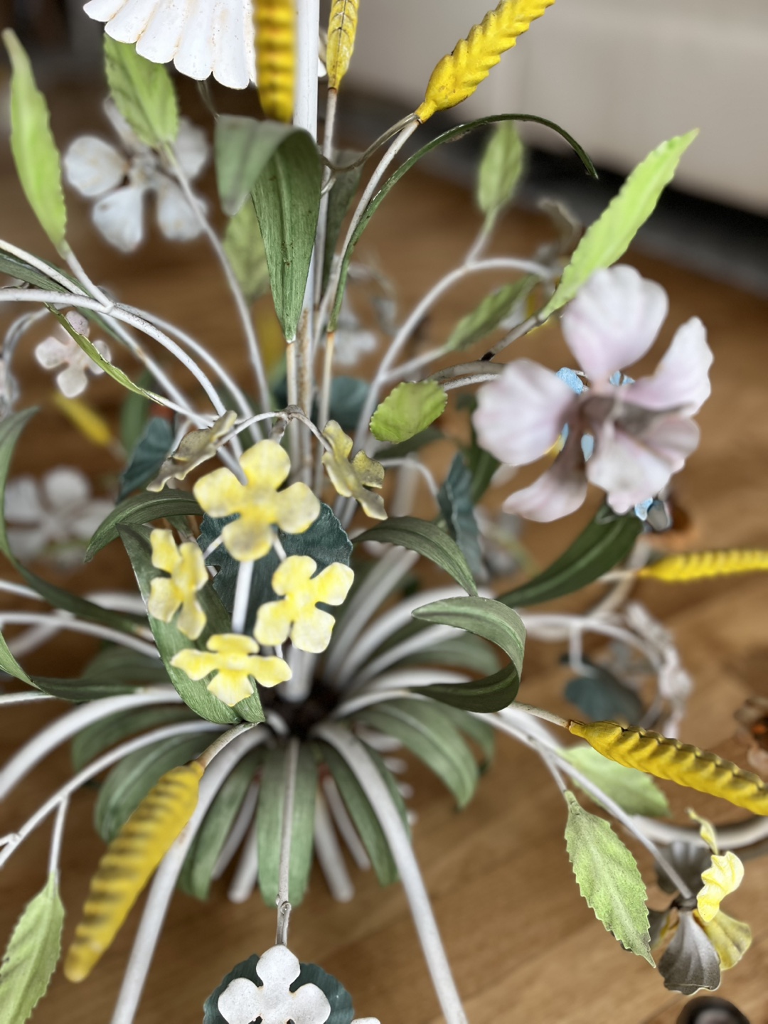 Vintage Floral Metal Chandelier - photo 3
