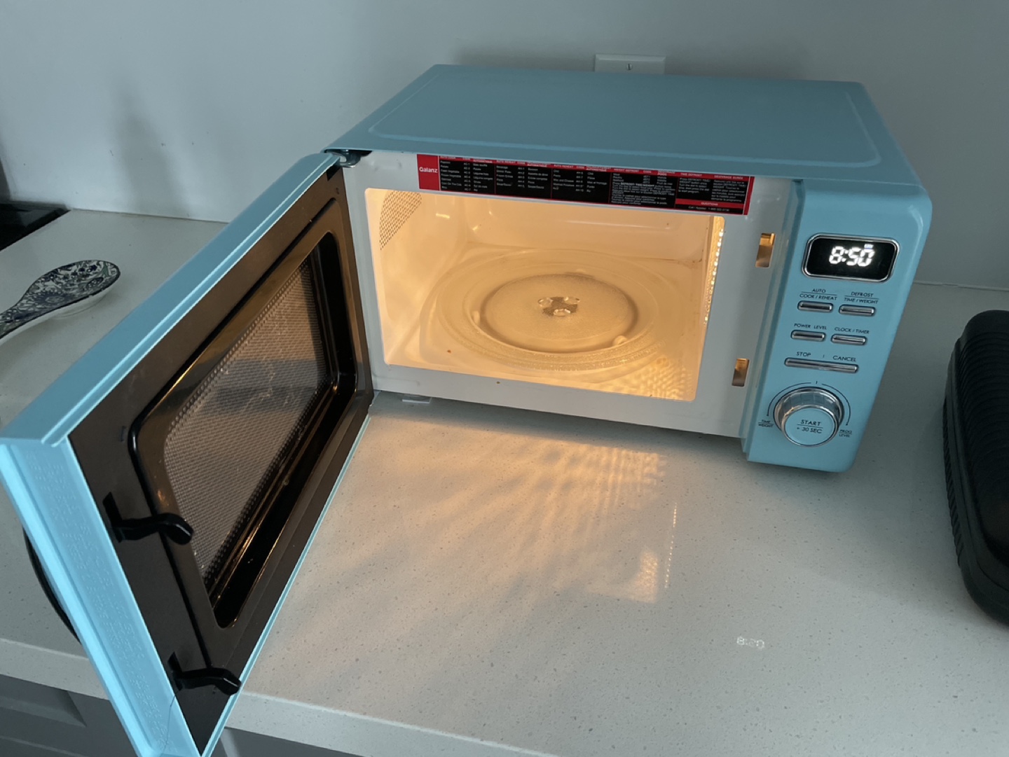 Galanz Retro Microwave - Light Blue - photo 2