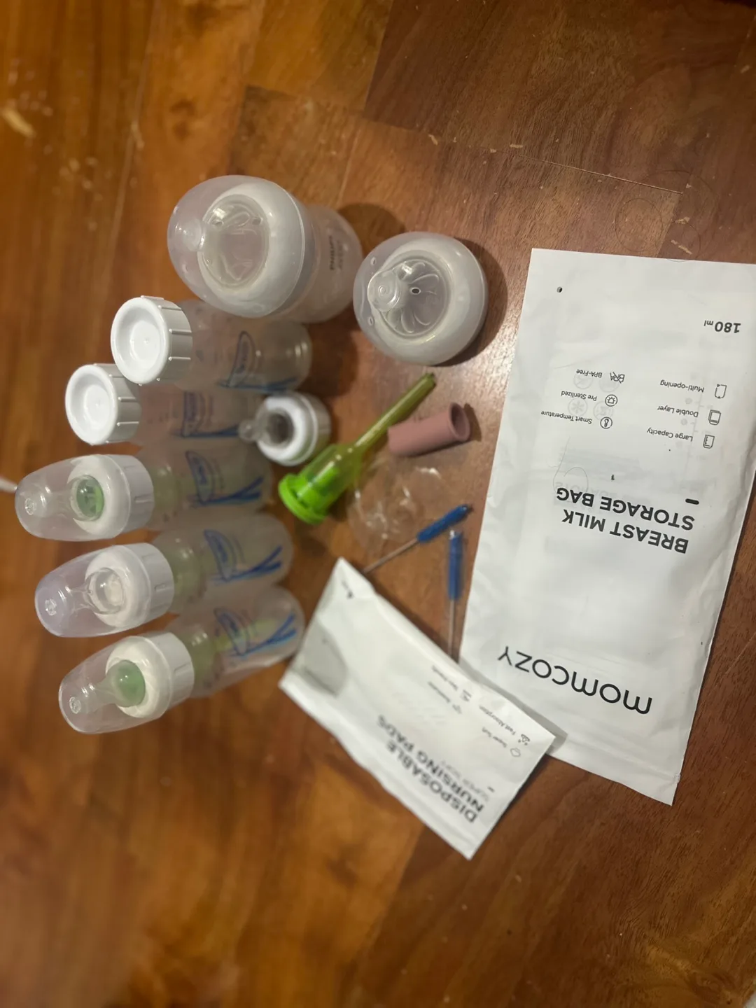 Baby Bottle and Breast Milk Storage Bundle image indicator(4)