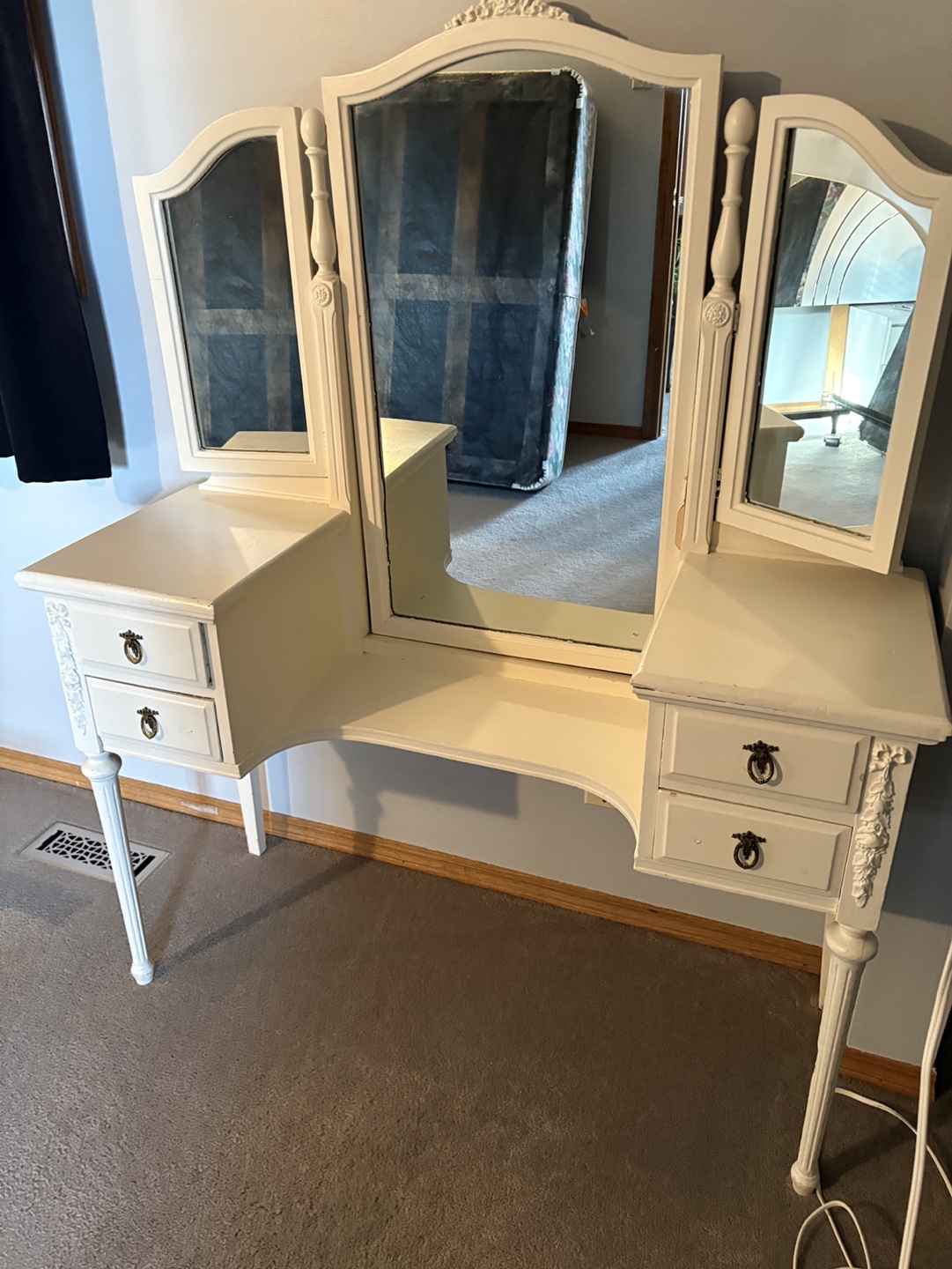 Vintage White Vanity with Tri-fold Mirror