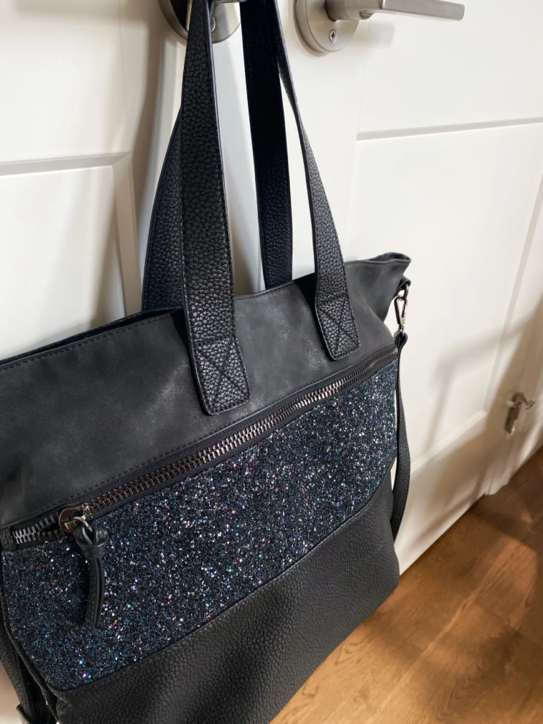 STUNNING NEW black /sparkly navy blue bag from Strasbourg,France image indicator(2)