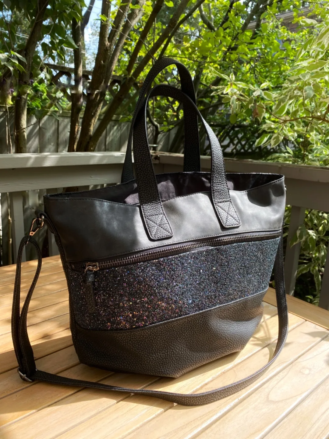 STUNNING NEW black /sparkly navy blue bag from Strasbourg,France image indicator(4)