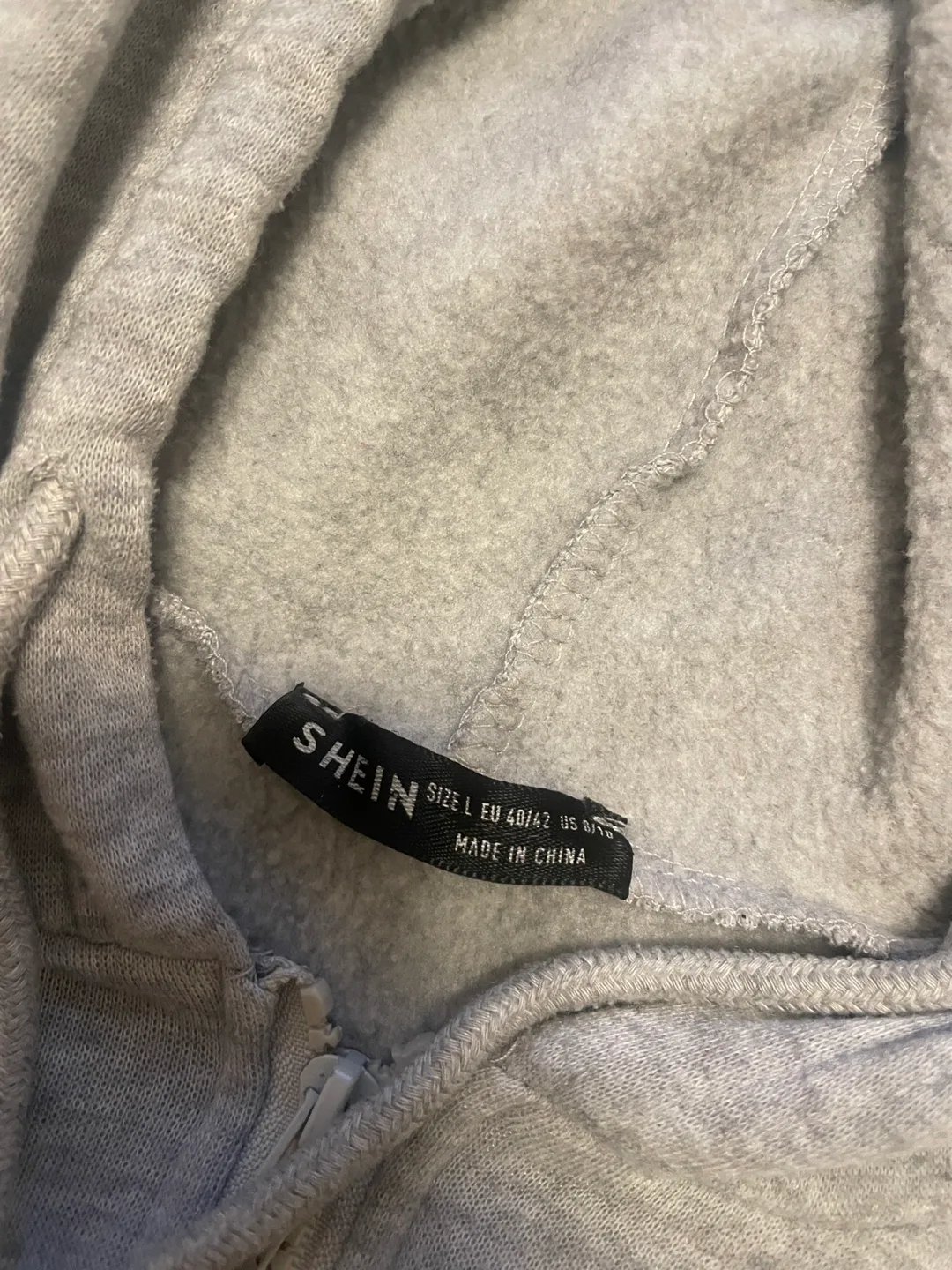 Gray Zip-Up Hoodie Size L image indicator(2)