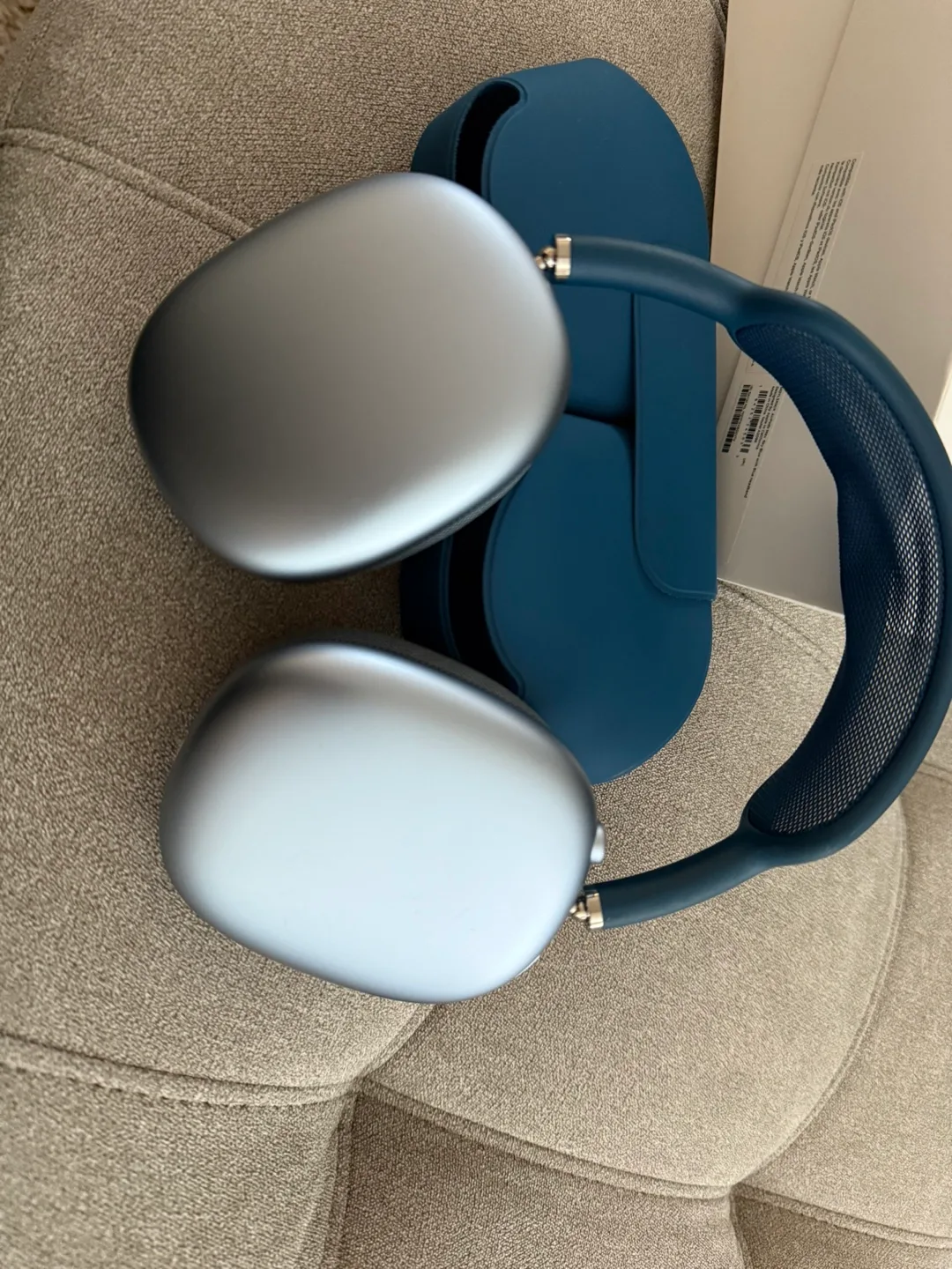 Apple AirPods Max Headphones - Sky Blue image indicator(6)