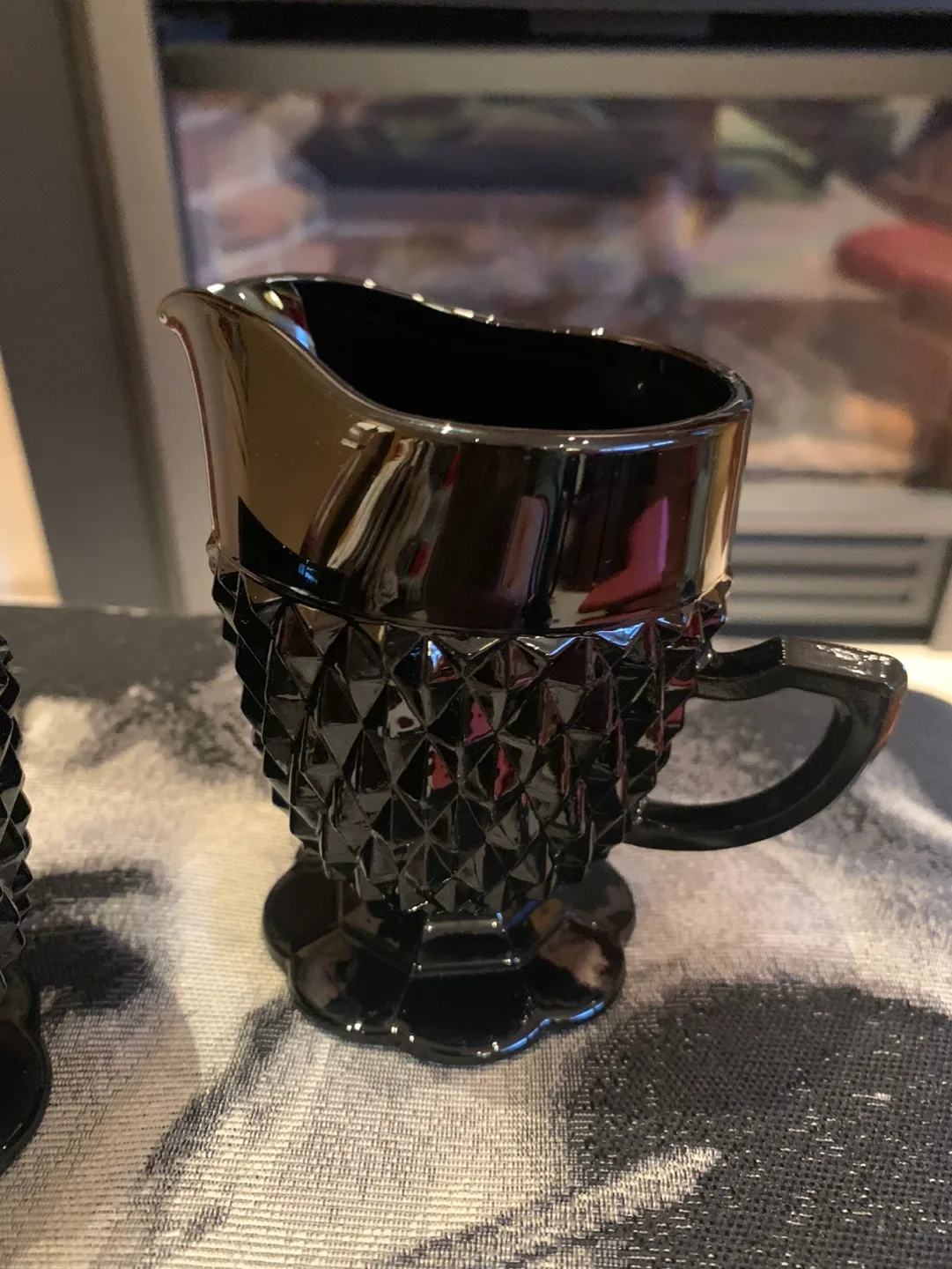 Indiana Black Diamond Point Glass Creamer/Sugar Bowl Set image indicator(3)