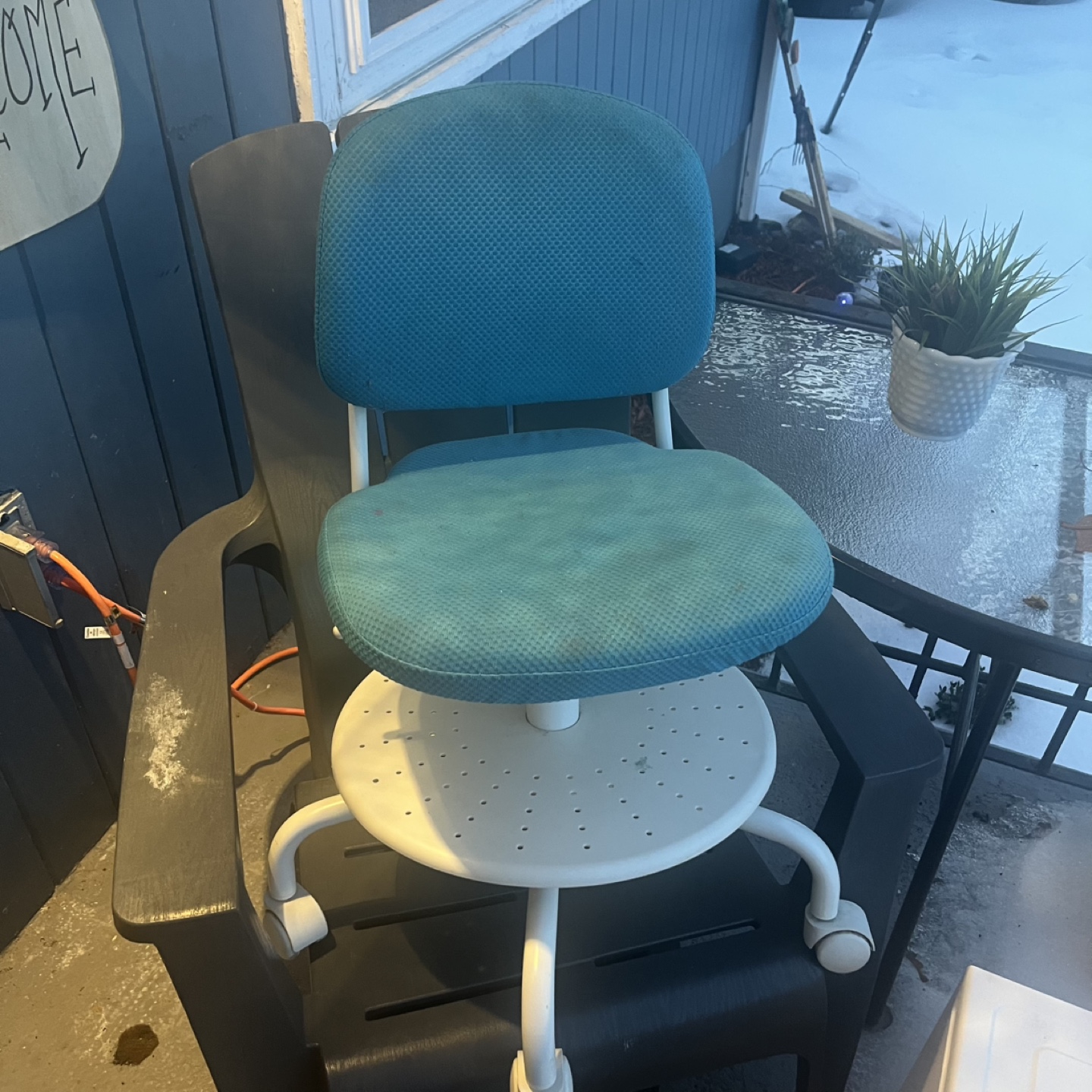 Teal Kids Rolling Chair - photo 3