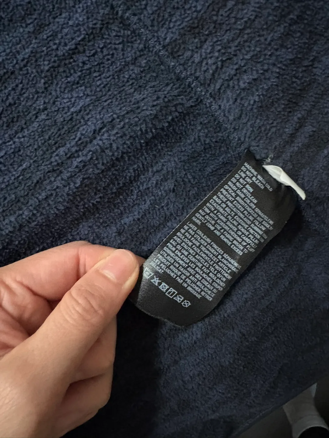 Men's UNIQLO Fleece Jacket - Navy Blue image indicator(7)