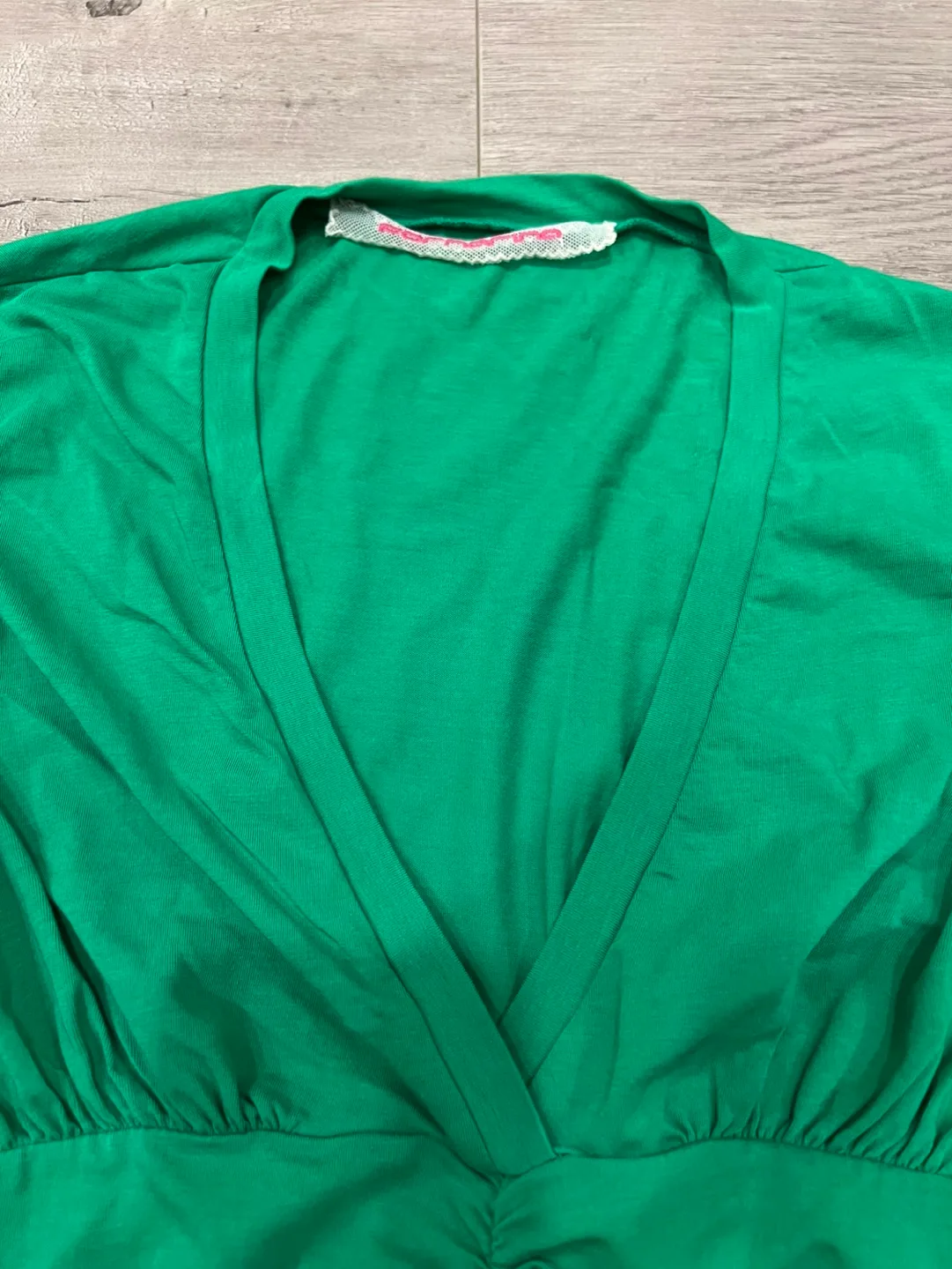 Women's Green Ruched V-Neck Top S image indicator(5)