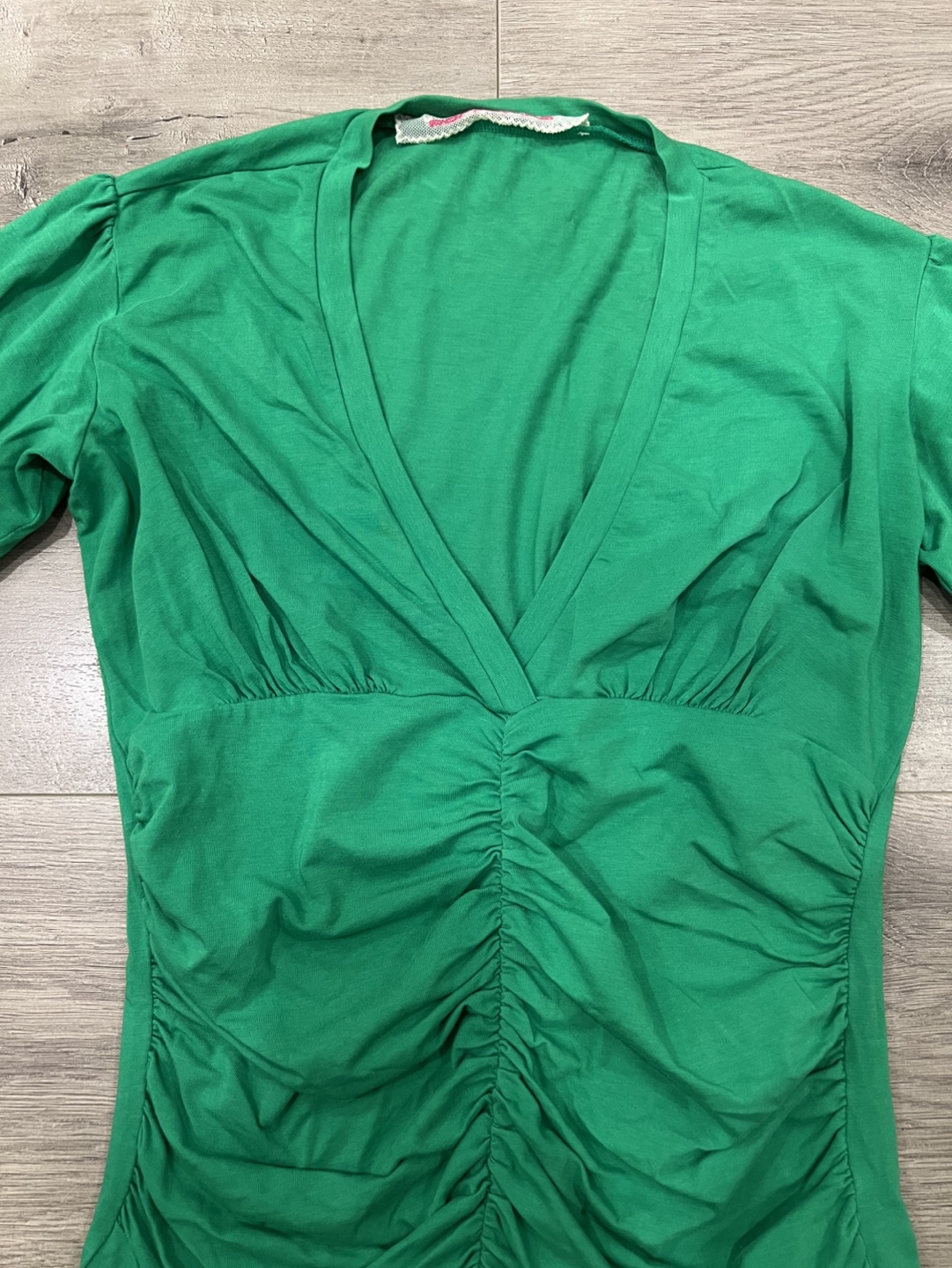 Women's Green Ruched V-Neck Top S