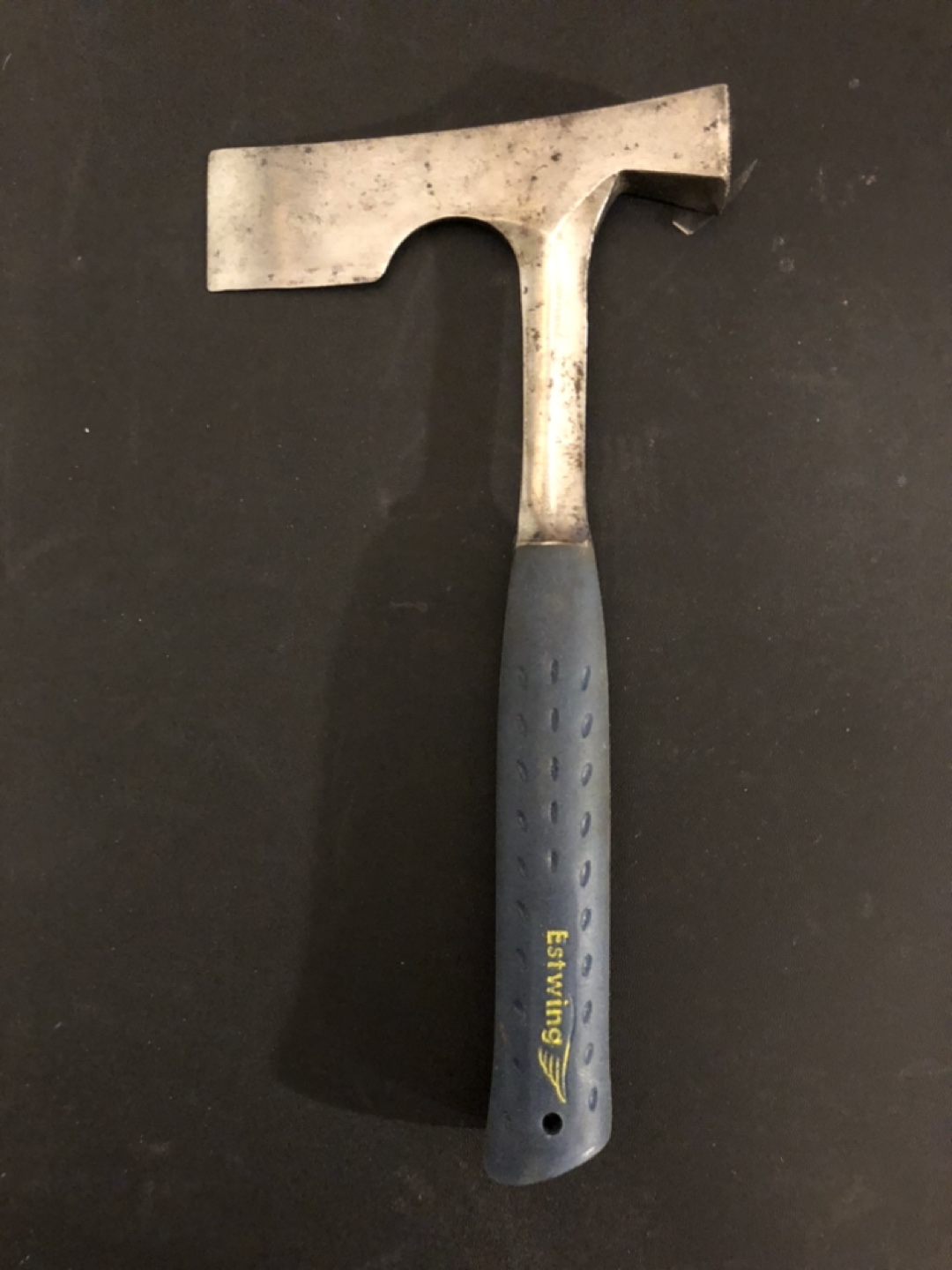 Estwing Hammer roofing - photo 3