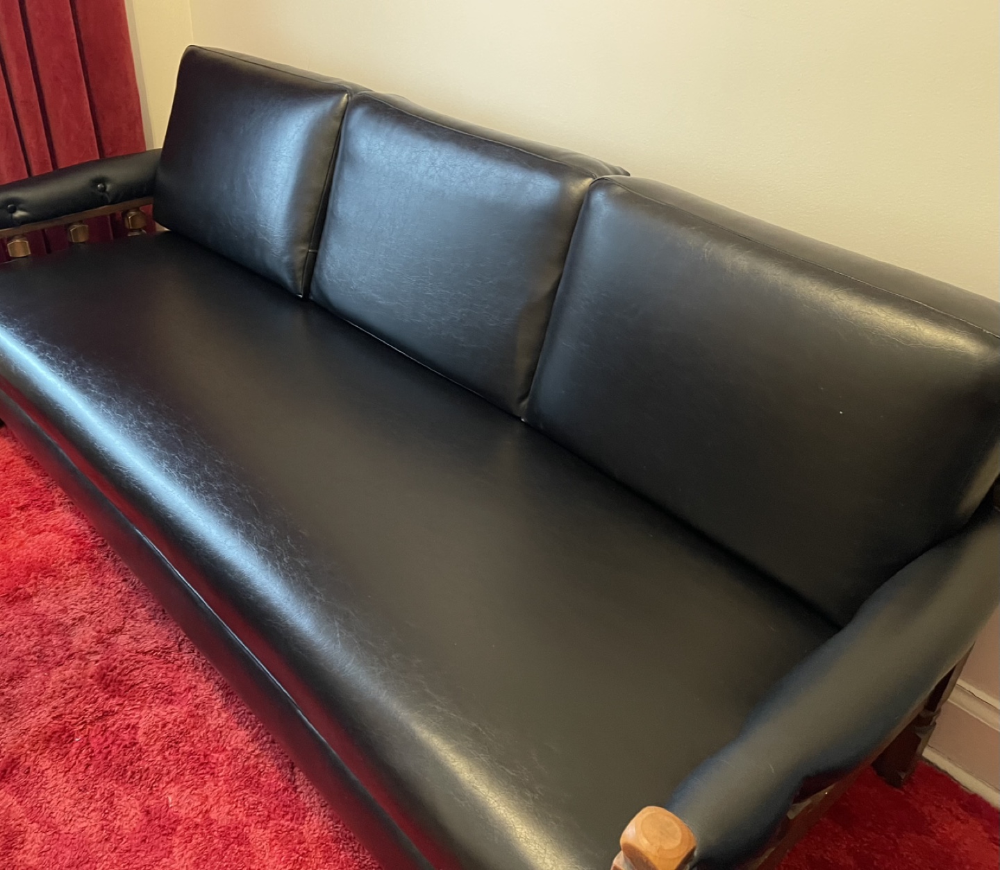 Vintage Black Sofa - photo 2