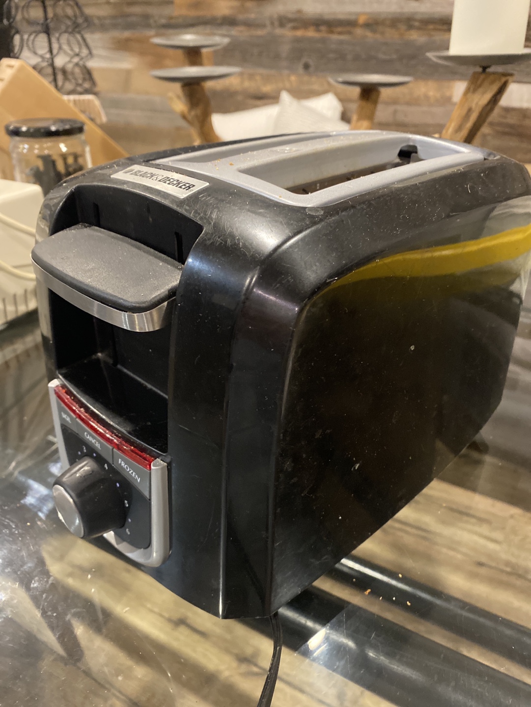 Black & Decker 2-Slice Toaster - photo 2