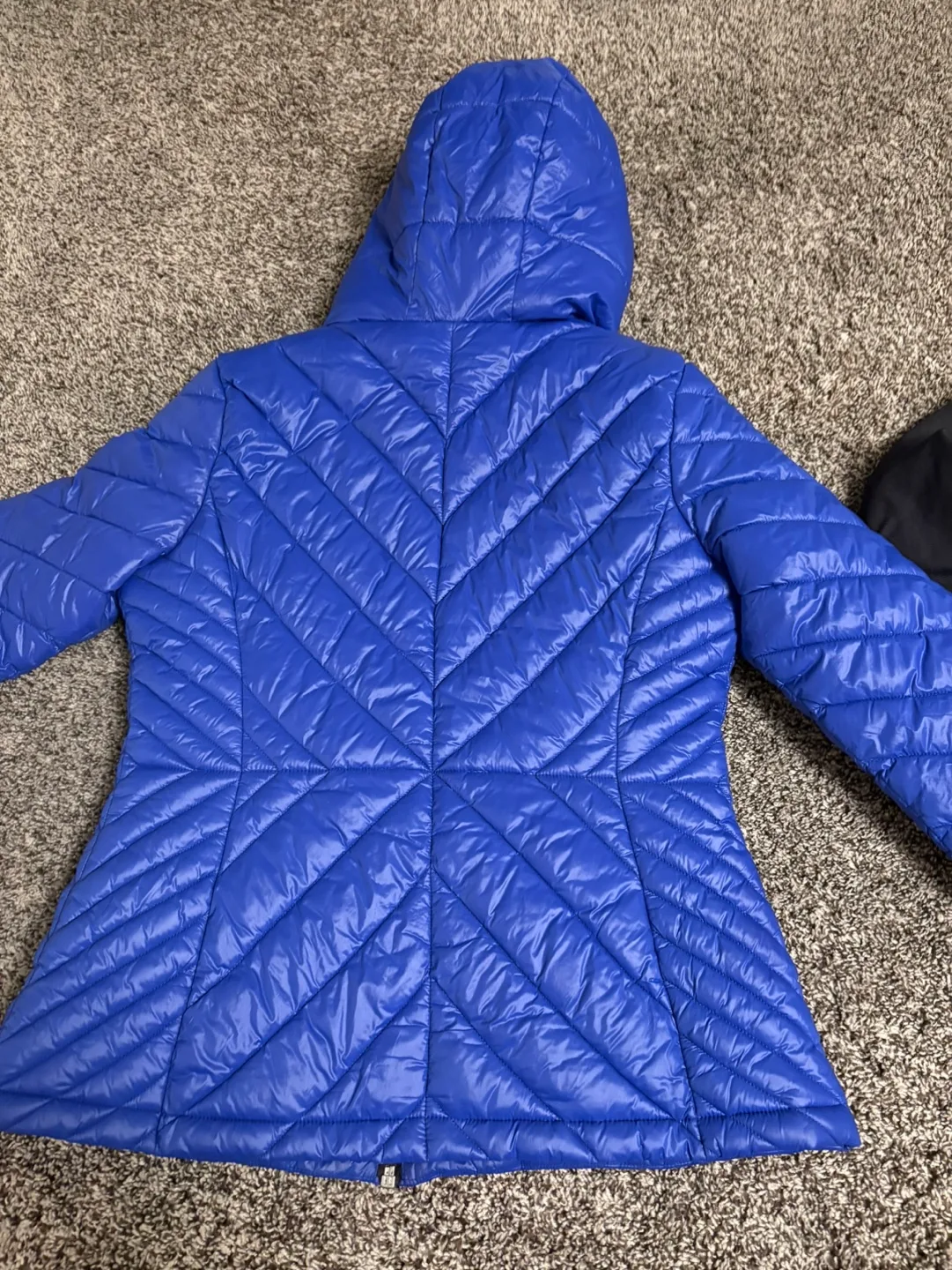 Bundle of Two warm winter Jackets - DKNY & Metal Mulisha image indicator(4)