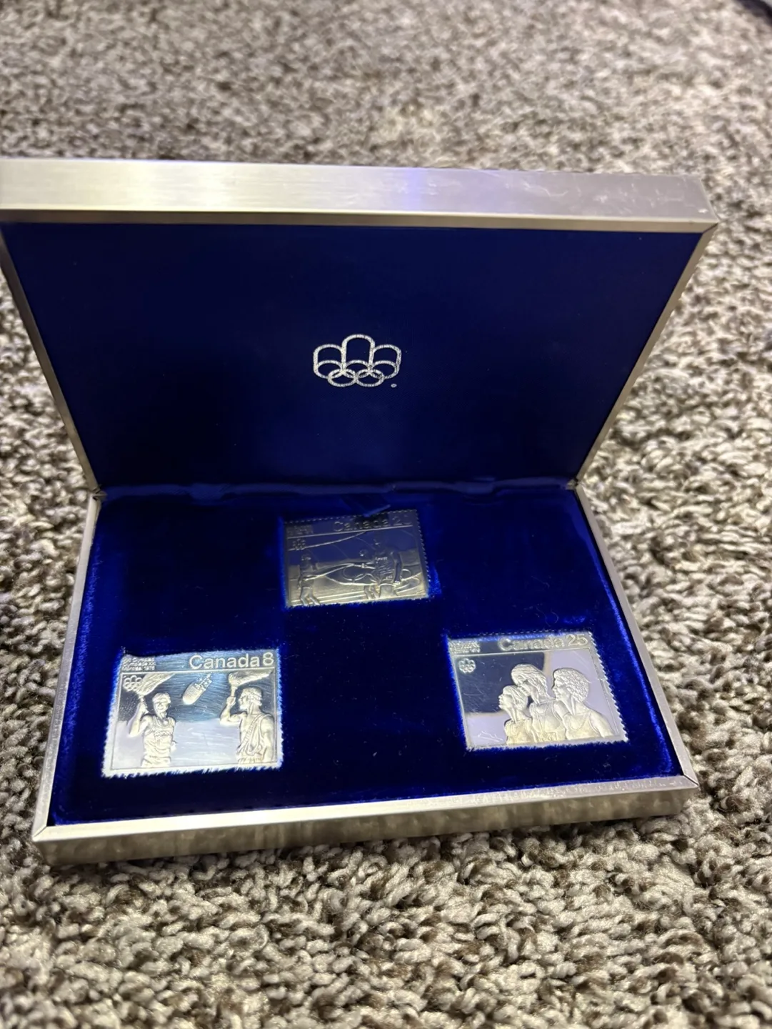 1988 Calgary Olympic Games Silver Proof Set image indicator(2)