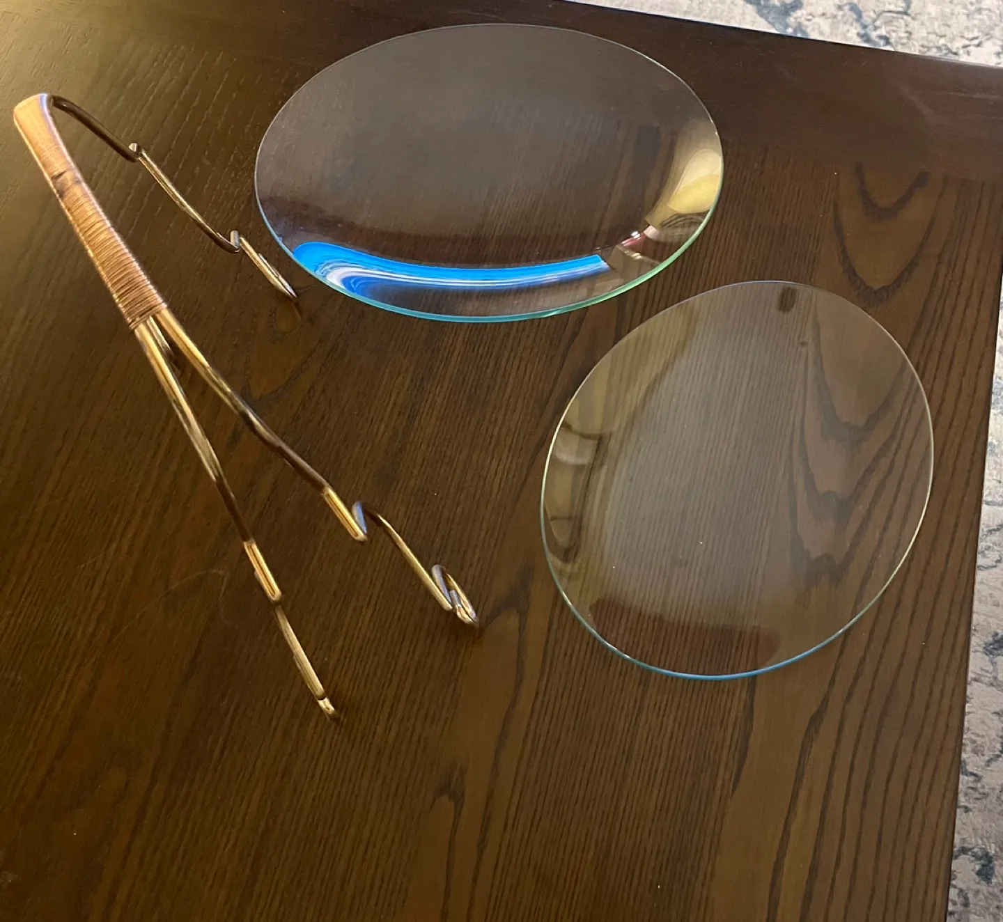 Two-Tiered Glass Serving Stand with Metal Frame image indicator(7)