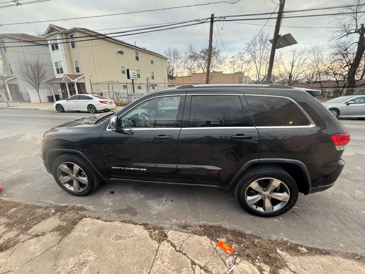 2014 Jeep Grand Cherokee Limited 4x4 - photo 3