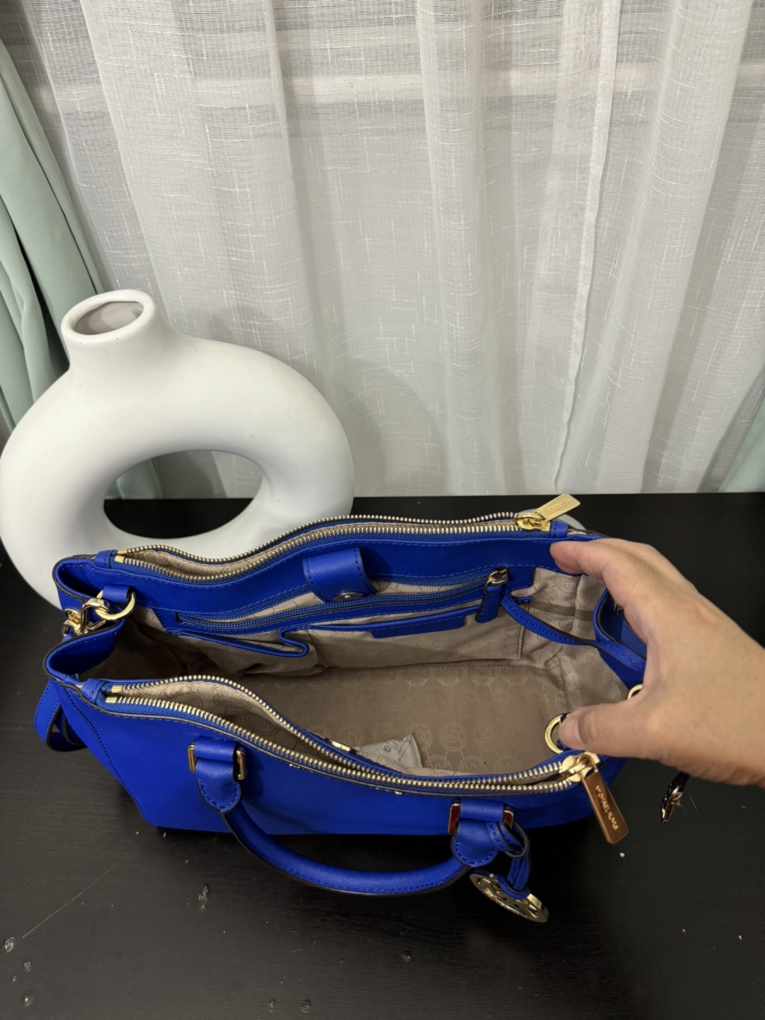 Michael Kors Blue satchel - photo 2