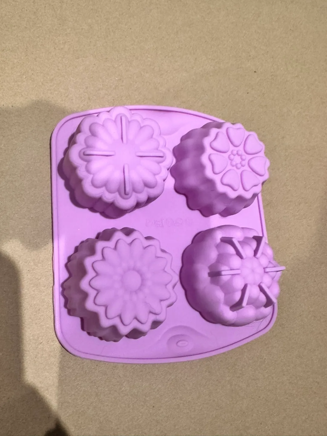 Bath bomb / Crafts Mold  #freecycle image indicator(2)