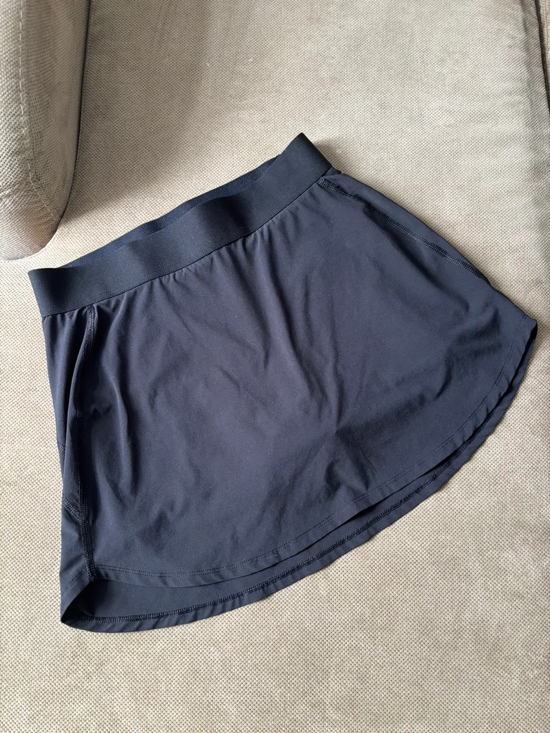 Aritzia TNA | Court Micro Skirt - M image indicator(4)