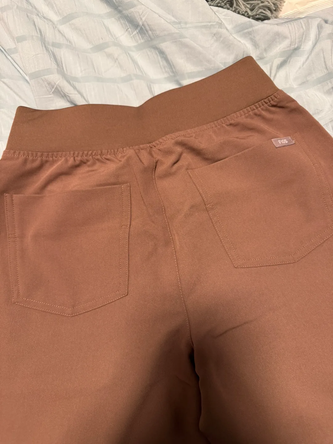 FIGS Technical Collection Joggers - Size XS - Mauve image indicator(3)